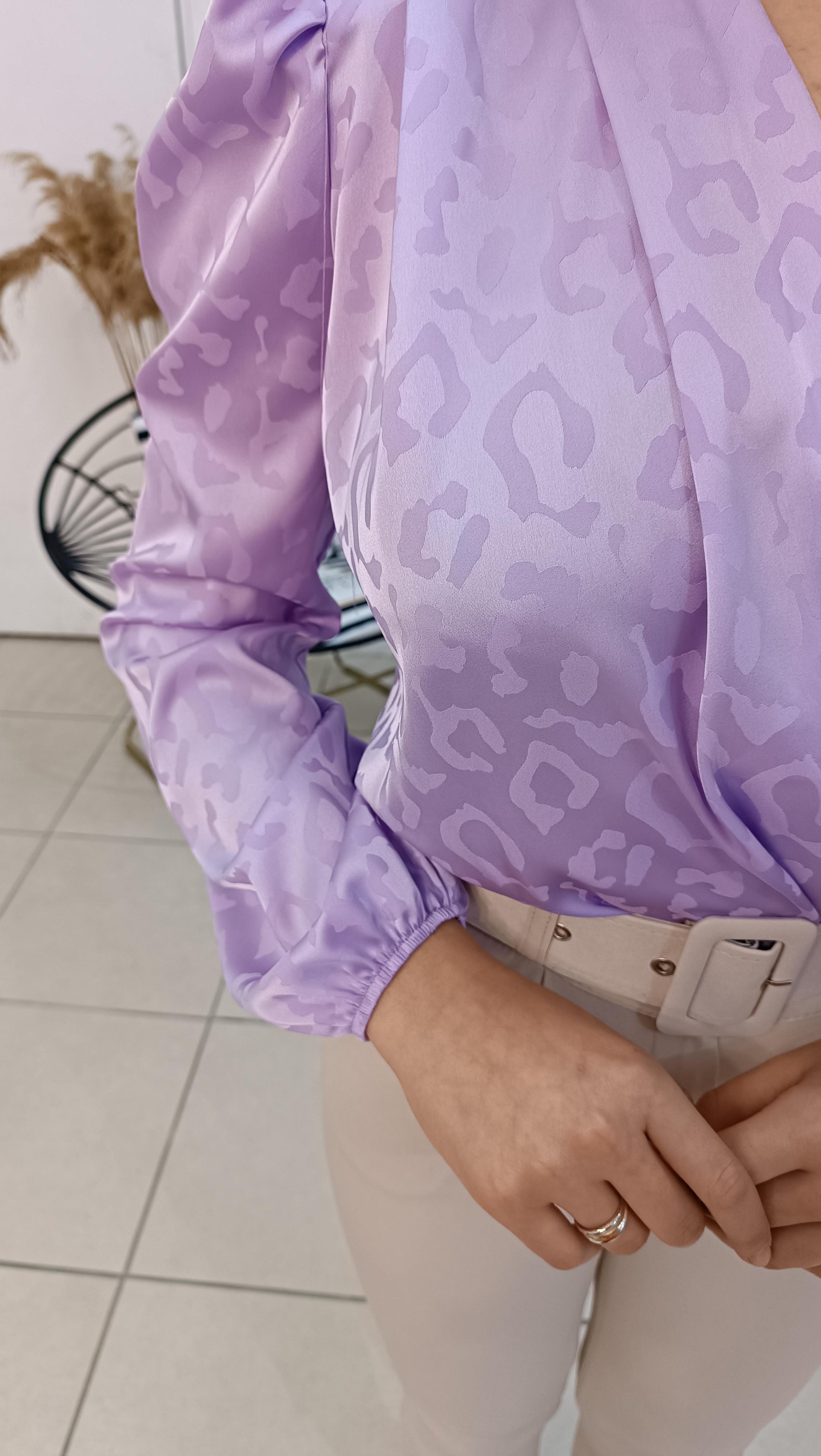 Omuzları Vatkalı Premium Kalite Saten Bodysuit