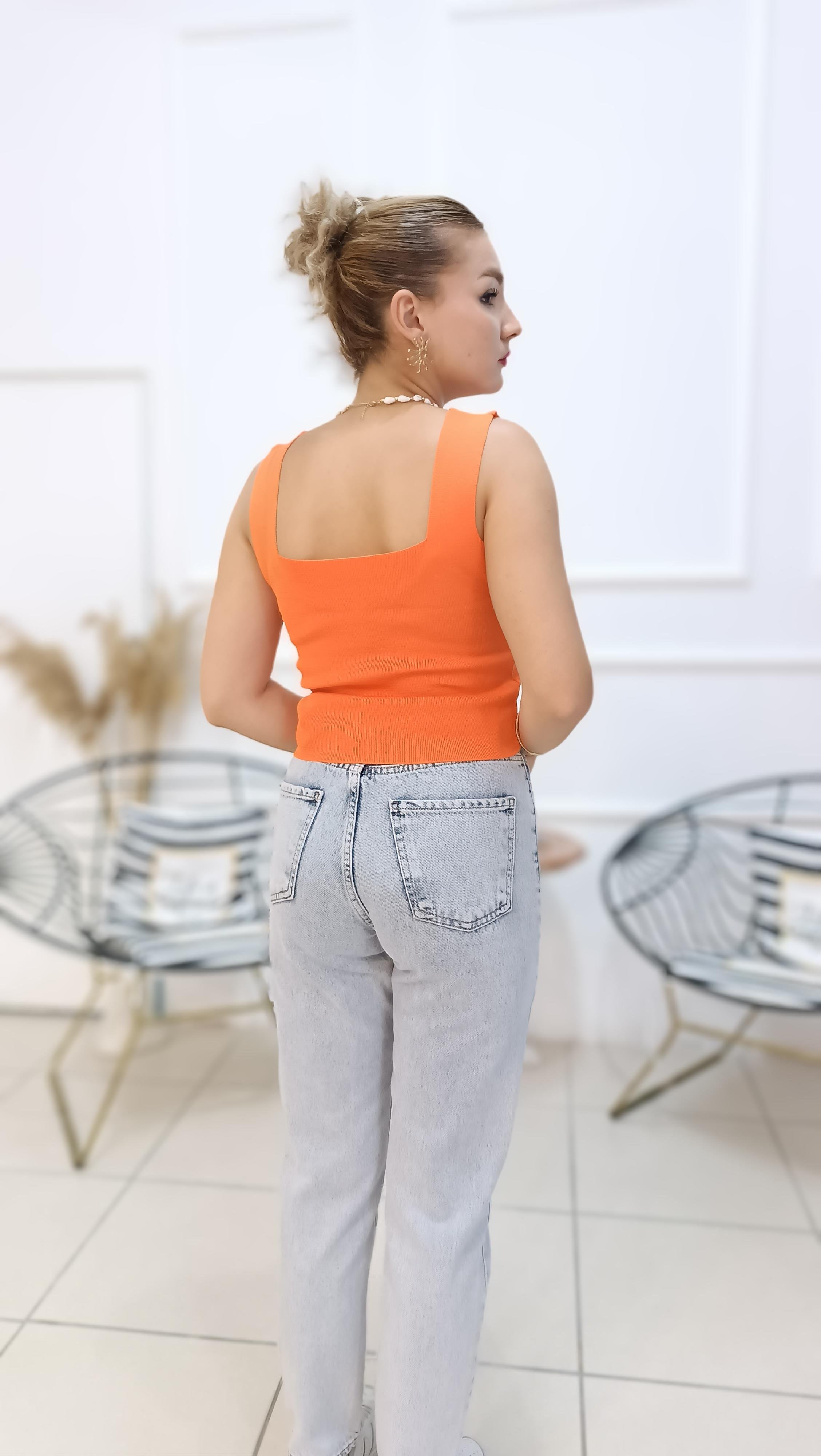 Sandık Yaka Likralı Crop