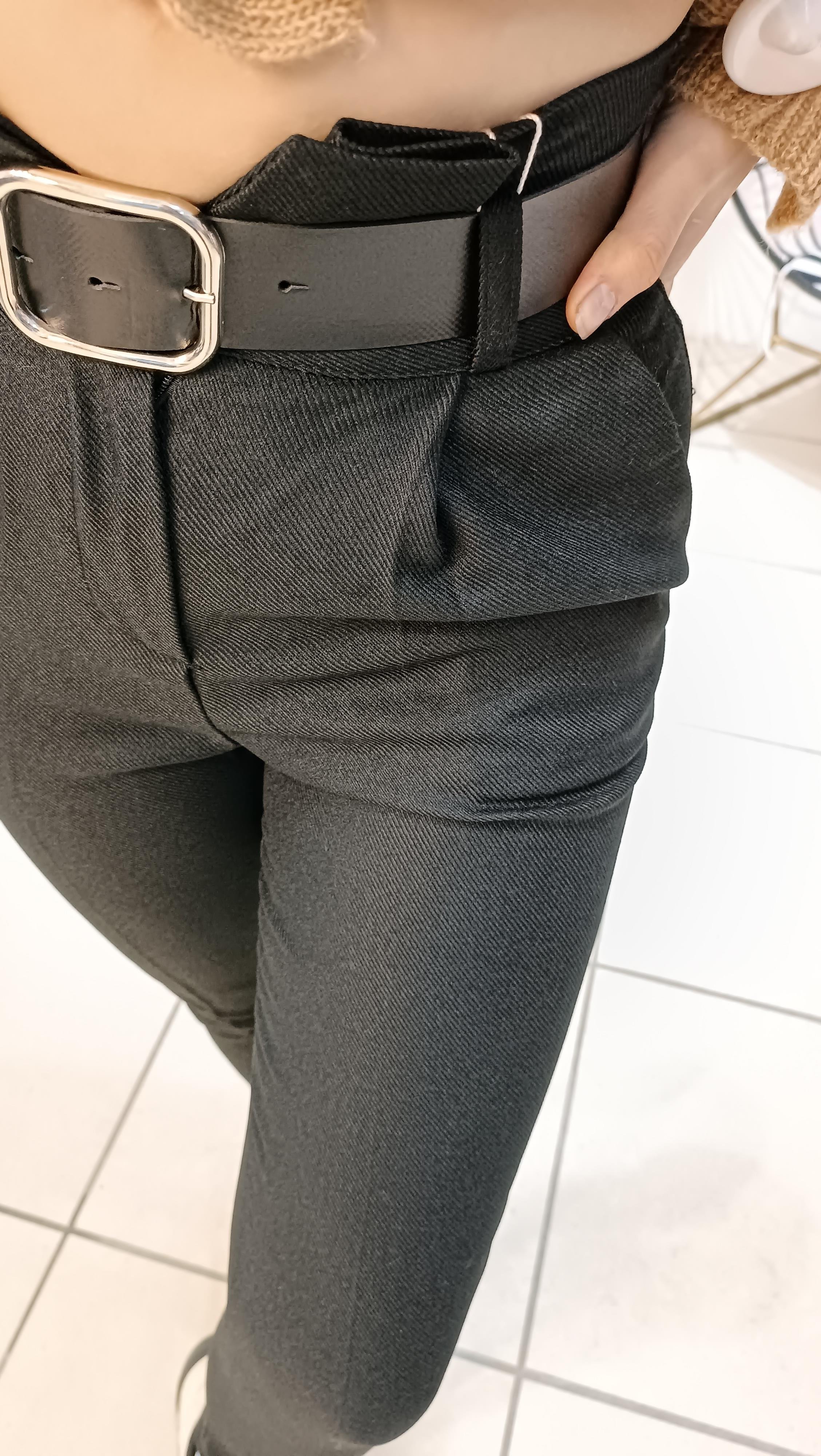 Yüksek bel, kendinden kemerli yün efektli Pantolon