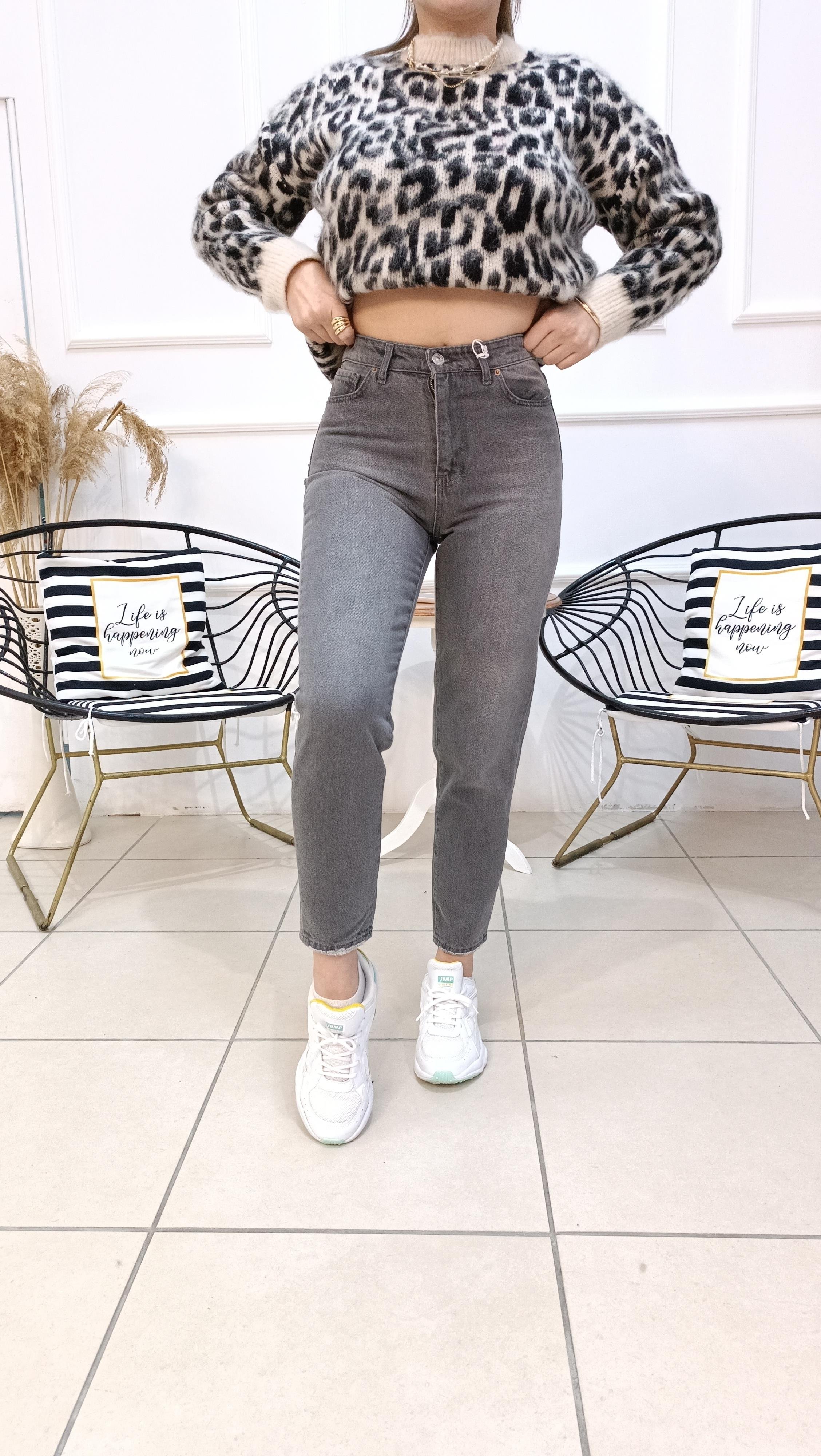 Yüksek Bel Likrasız Mom Fit Gri Jean