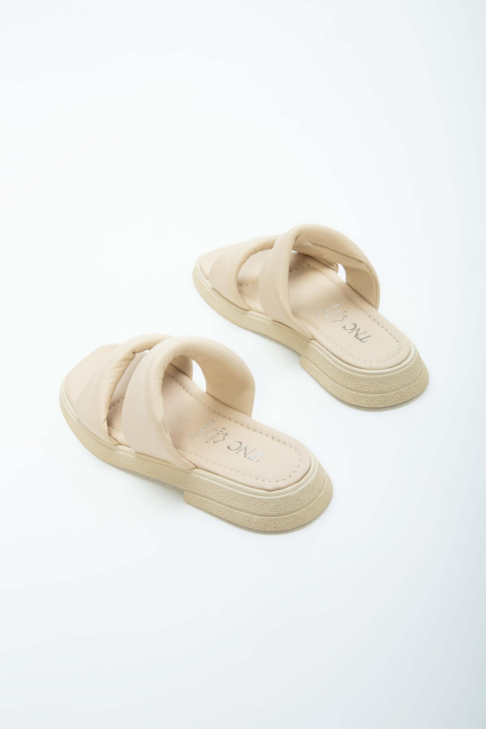 Tamer Tanca Siyah Tamer Tanca Hakiki Kadın Deri Düz Terlik