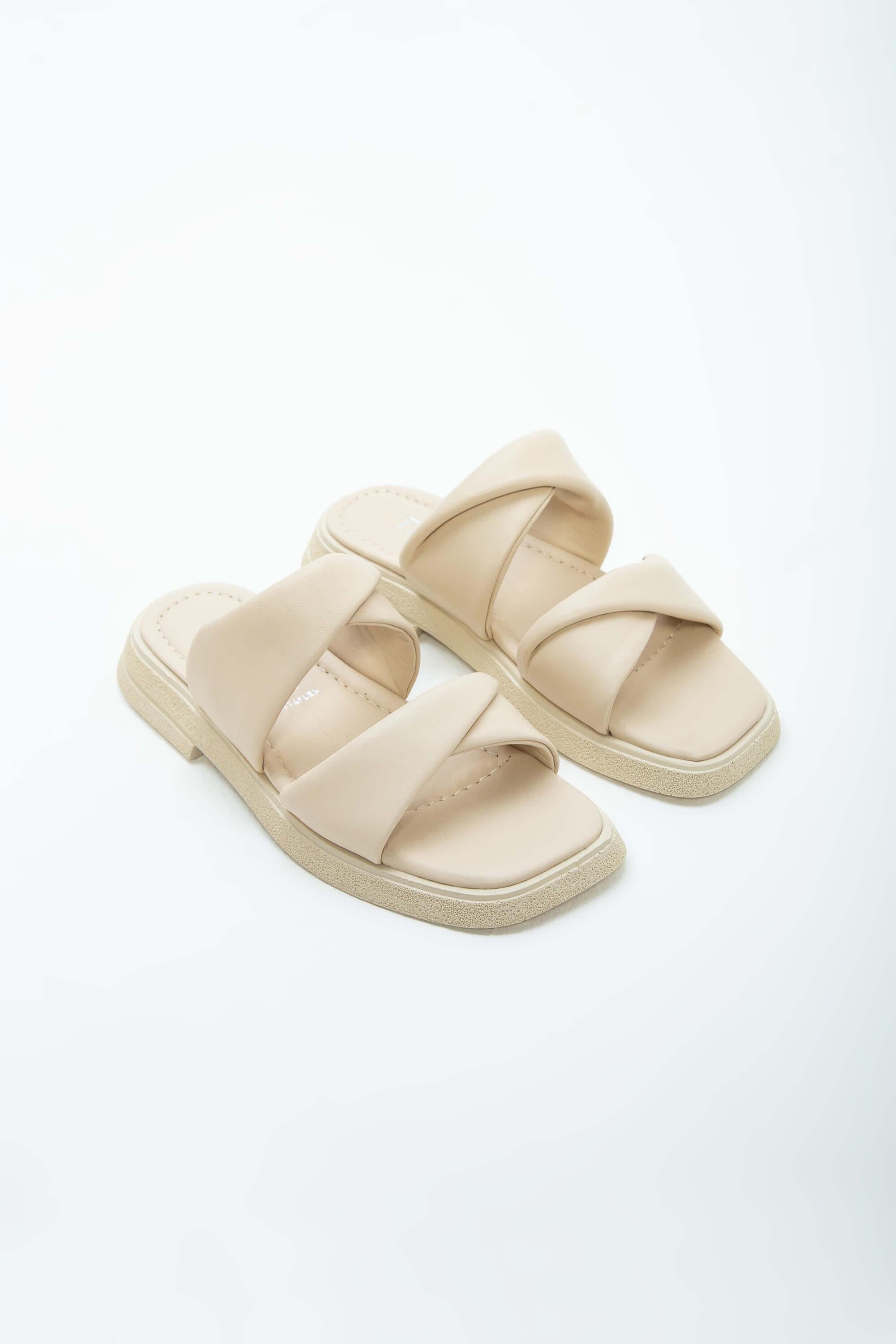 Tamer Tanca Siyah Tamer Tanca Hakiki Kadın Deri Düz Terlik