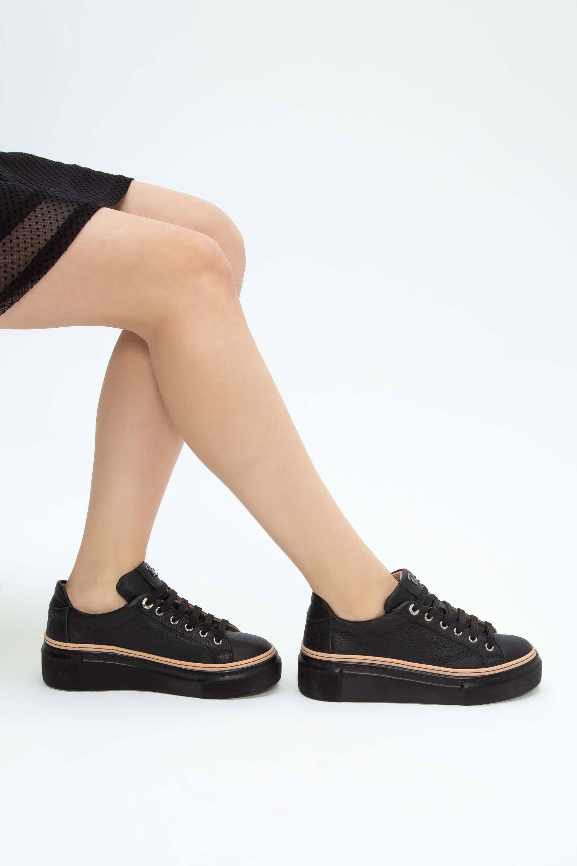 Tamer Tanca Siyah Floter Tamer Tanca Hakiki Kadın Deri Sneakers Spor Ayakkabı