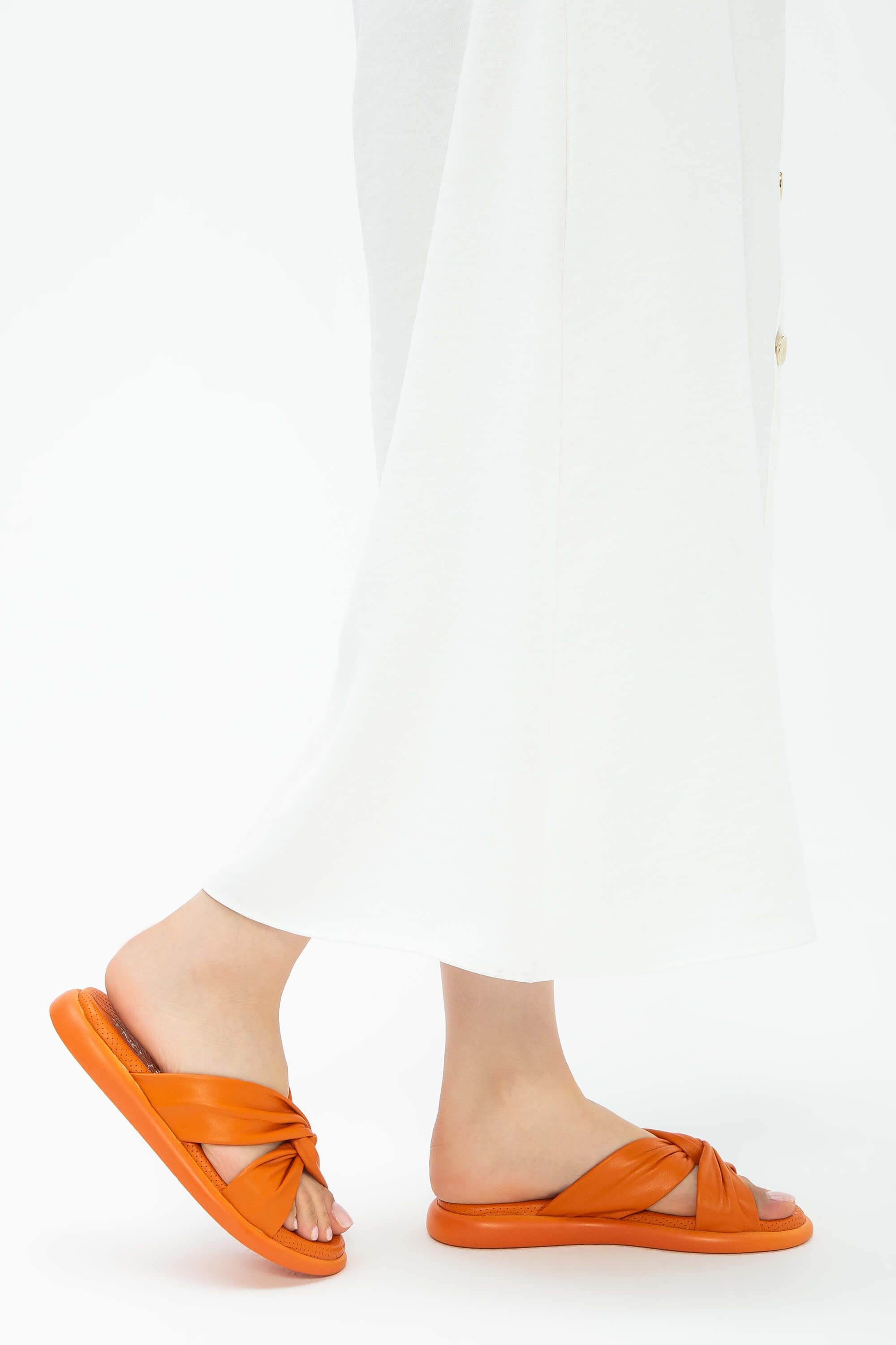 Tamer Tanca Yeşil Tamer Tanca Hakiki Kadın Deri Düz Terlik