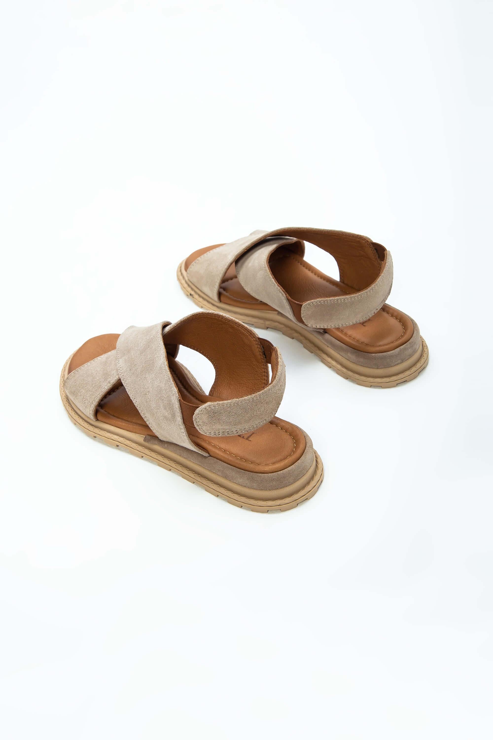 Tamer Tanca Bej Tamer Tanca Vegan Kadın Düz Sandalet