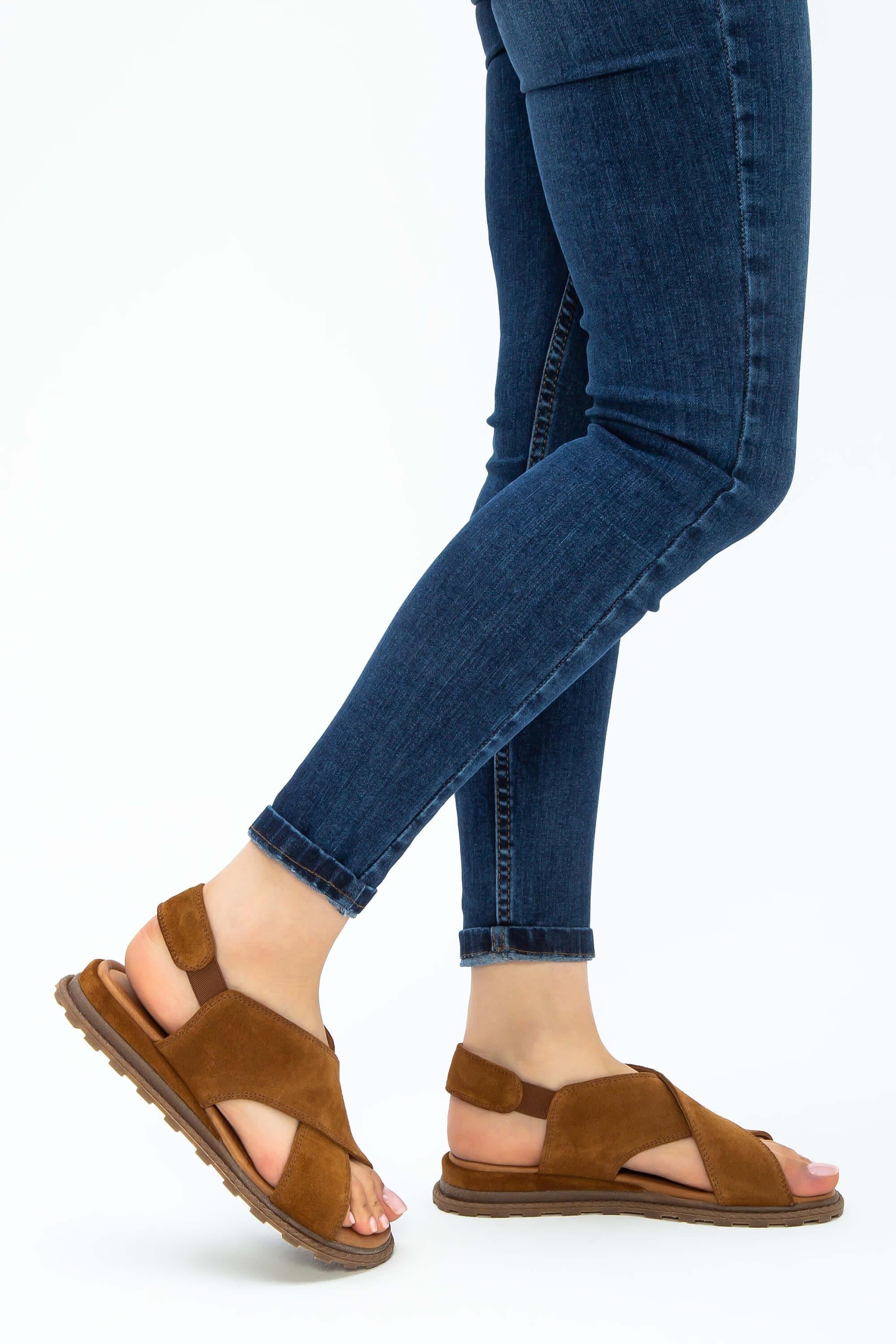 Tamer Tanca Bej Tamer Tanca Vegan Kadın Düz Sandalet