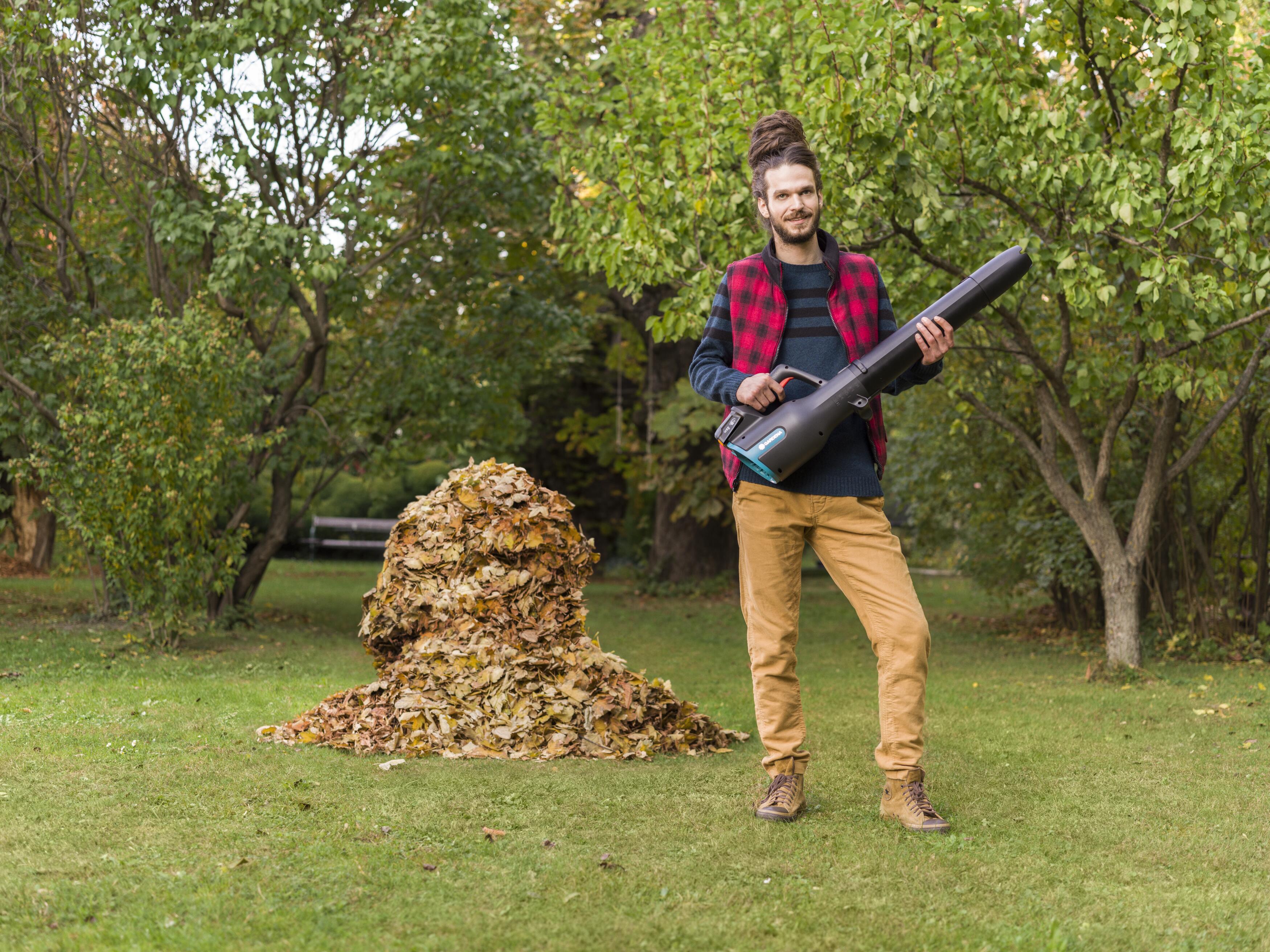 Gardena 14890 Powerjet PA4 Tek Akü 5 Ah Yaprak Toplama-Üfleme Makinesi