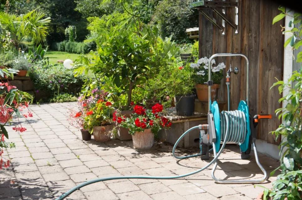 Gardena 18011 Hortum Makarası Musluk Bağlantı Seti