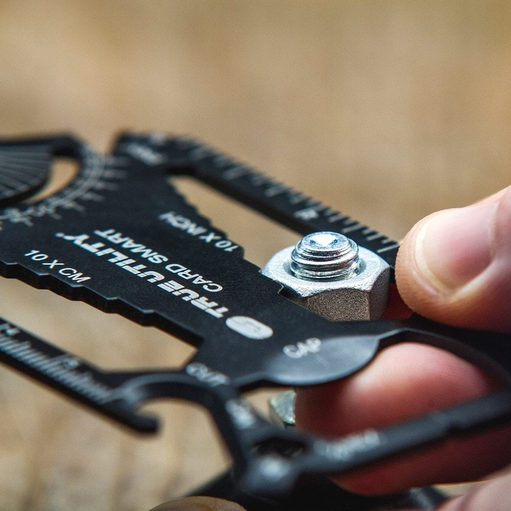 TRUE UTILITY Cardsmart Çok Amaçlı Kart Anahtarlık (TU 207K)