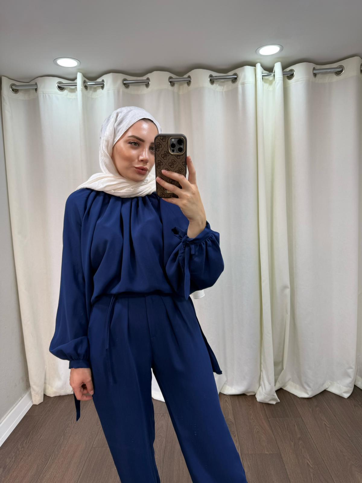 Lacivert Sovi Takım 