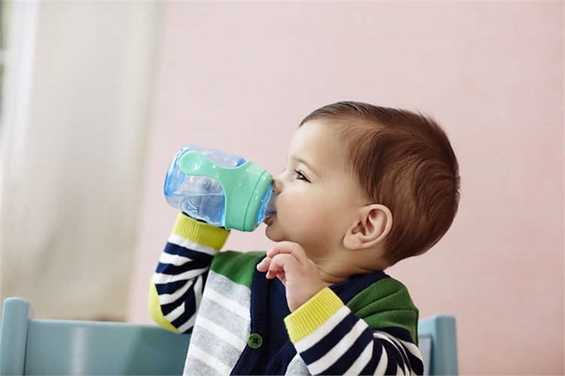 Philips Avent SCF551/05 Eğitici Damlatmaz Bardak 6 Ay + 7oz/200 ml Yeşil