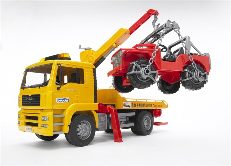 Bruder MAN Araba Çekici ve Jeep 02750