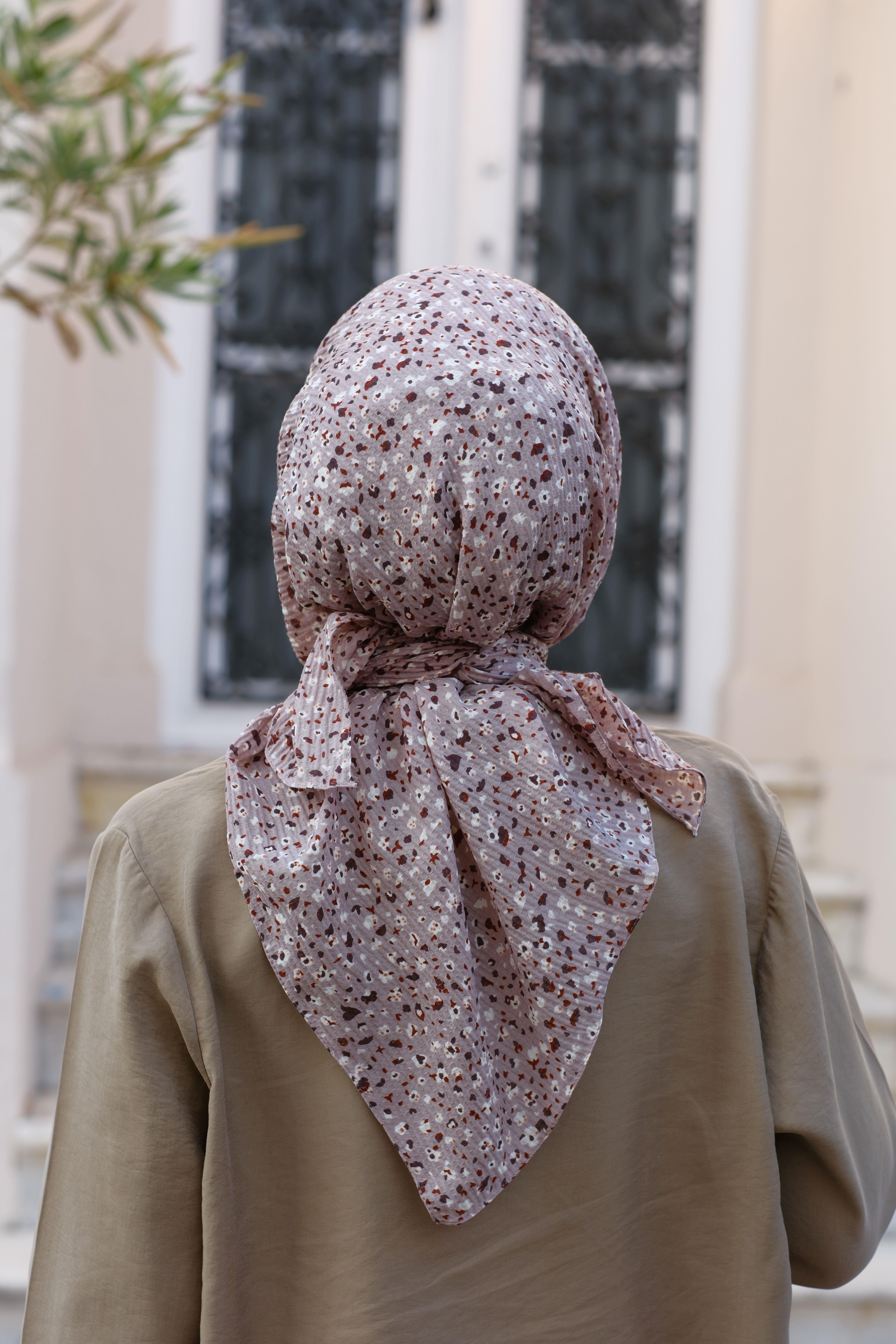 Çiçek Desenli Bürümcük Eşarp Vizon