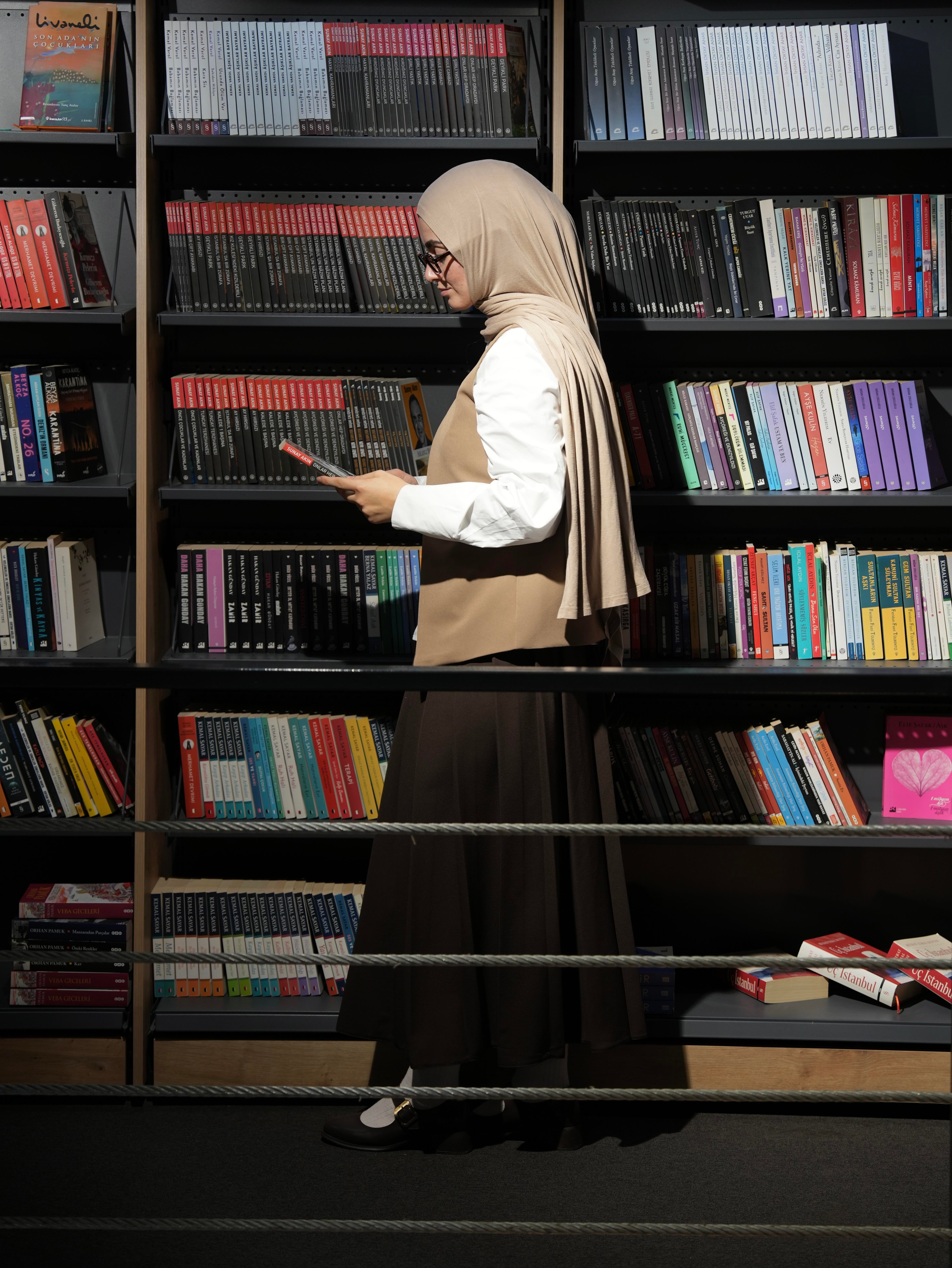 Çift Kat Yelek Koyu Bej