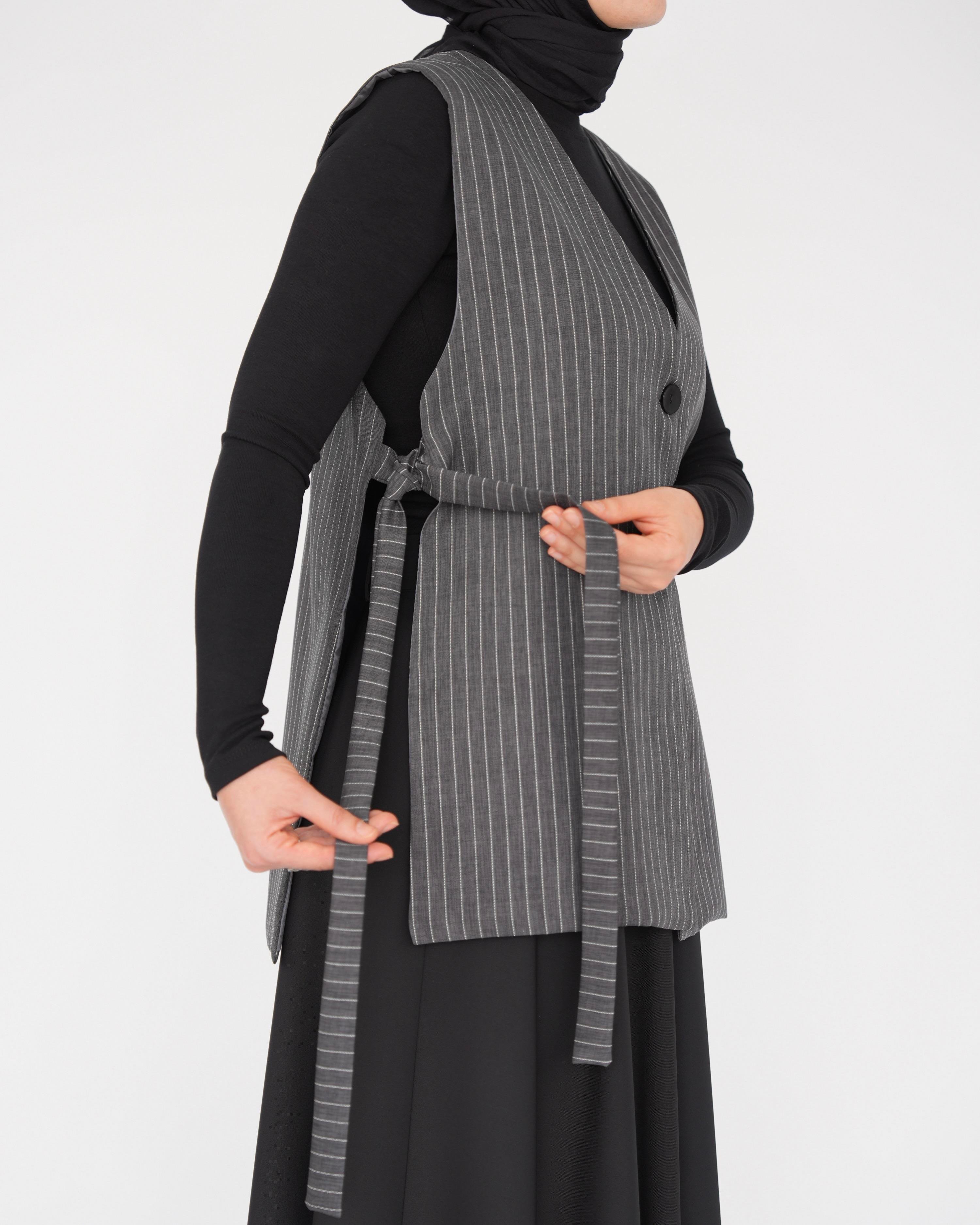 Çizgili Bağlamalı Yelek Füme