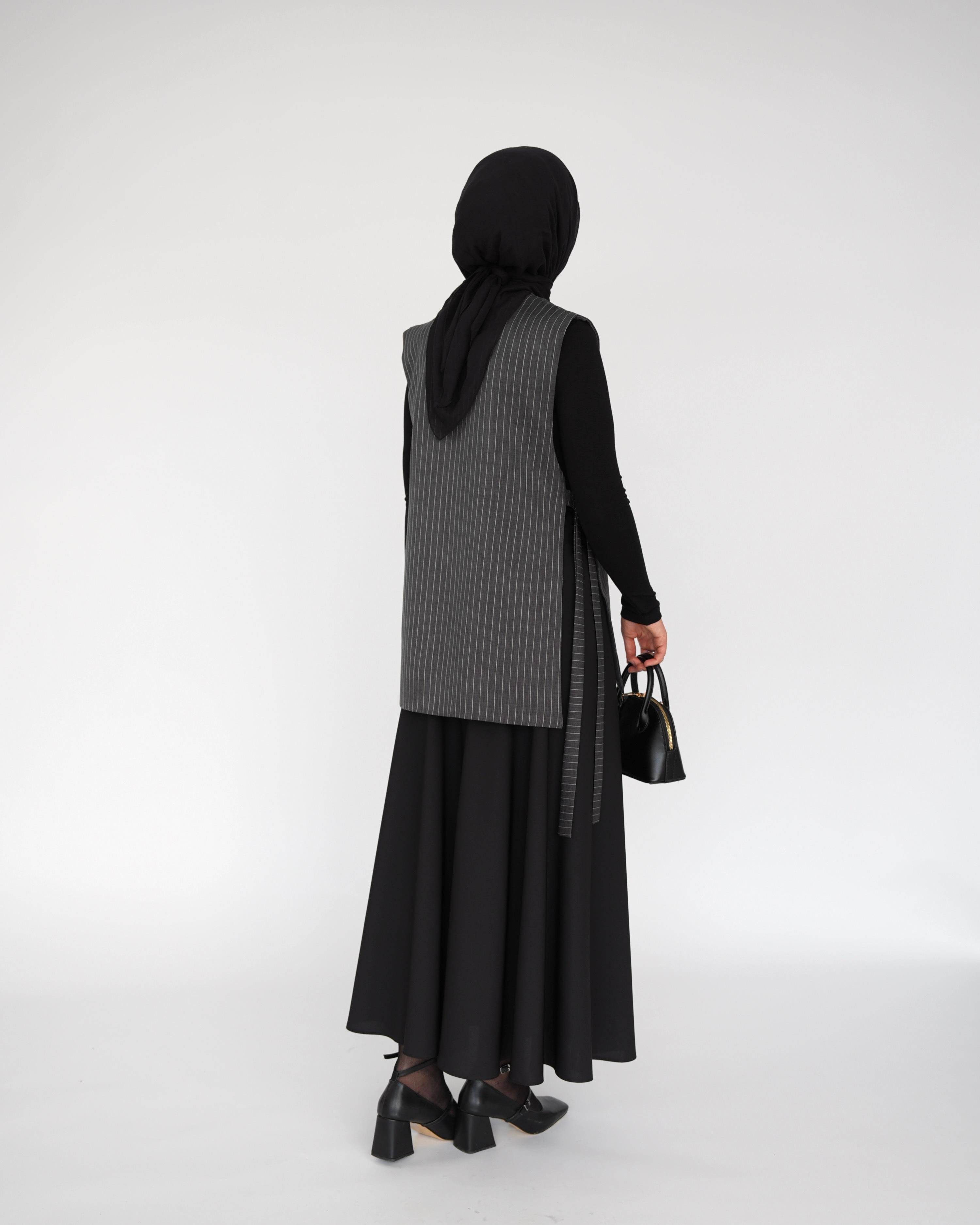 Çizgili Bağlamalı Yelek Füme