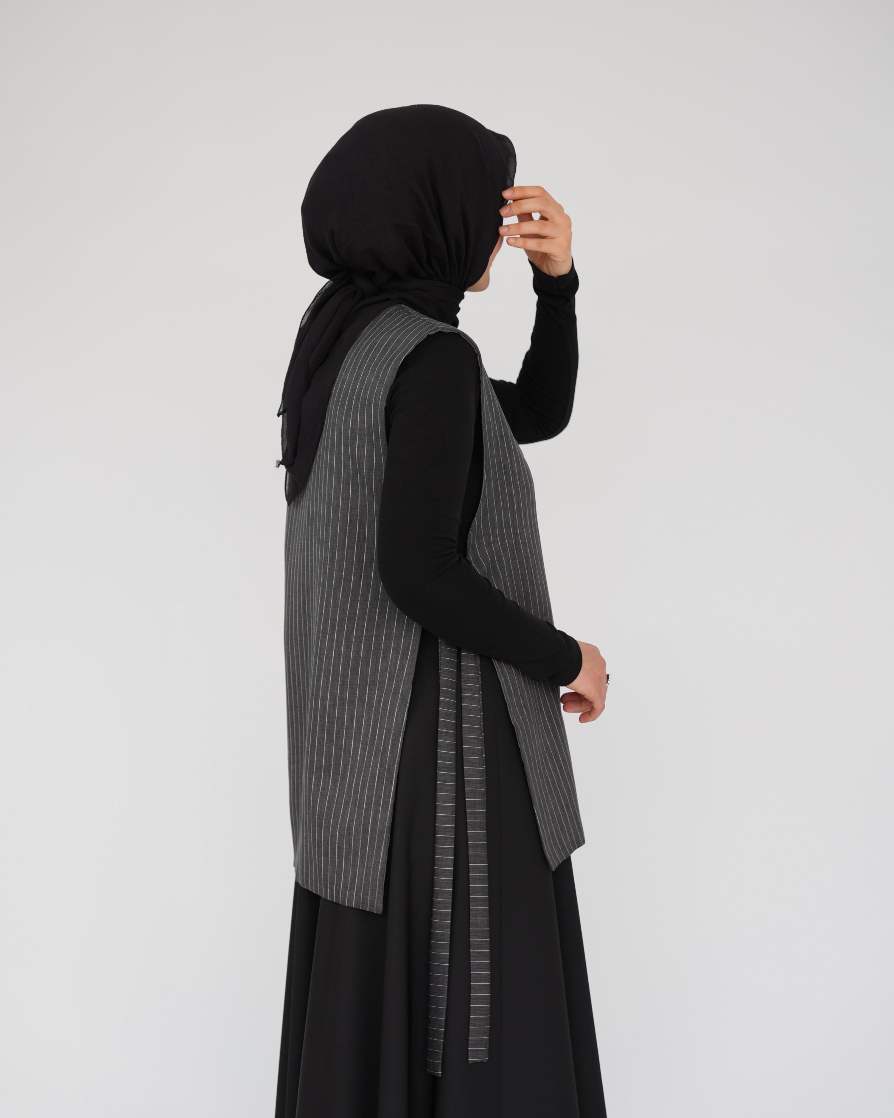 Çizgili Bağlamalı Yelek Füme