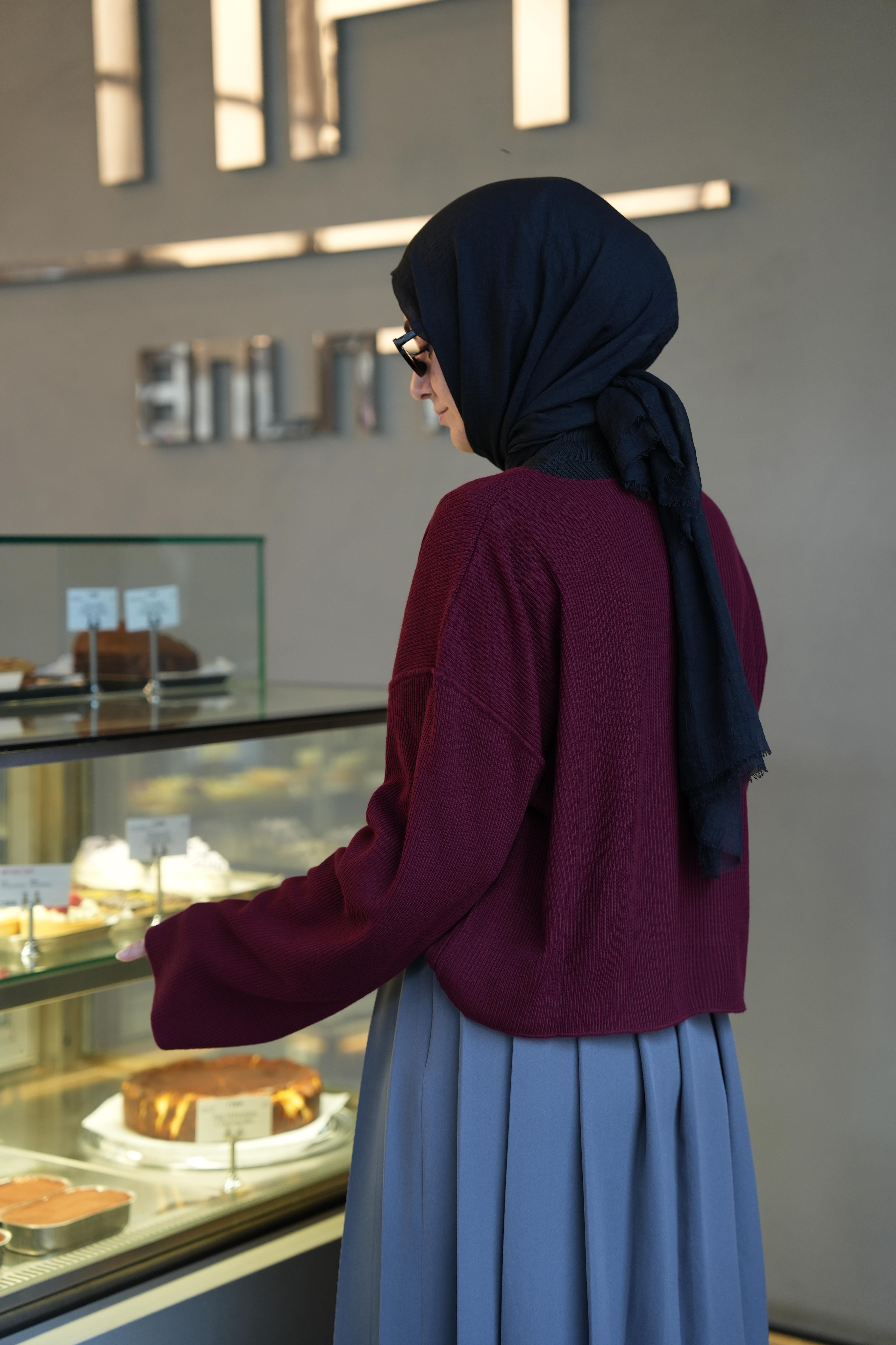 Düğmeli Basıc Hırka Bordo