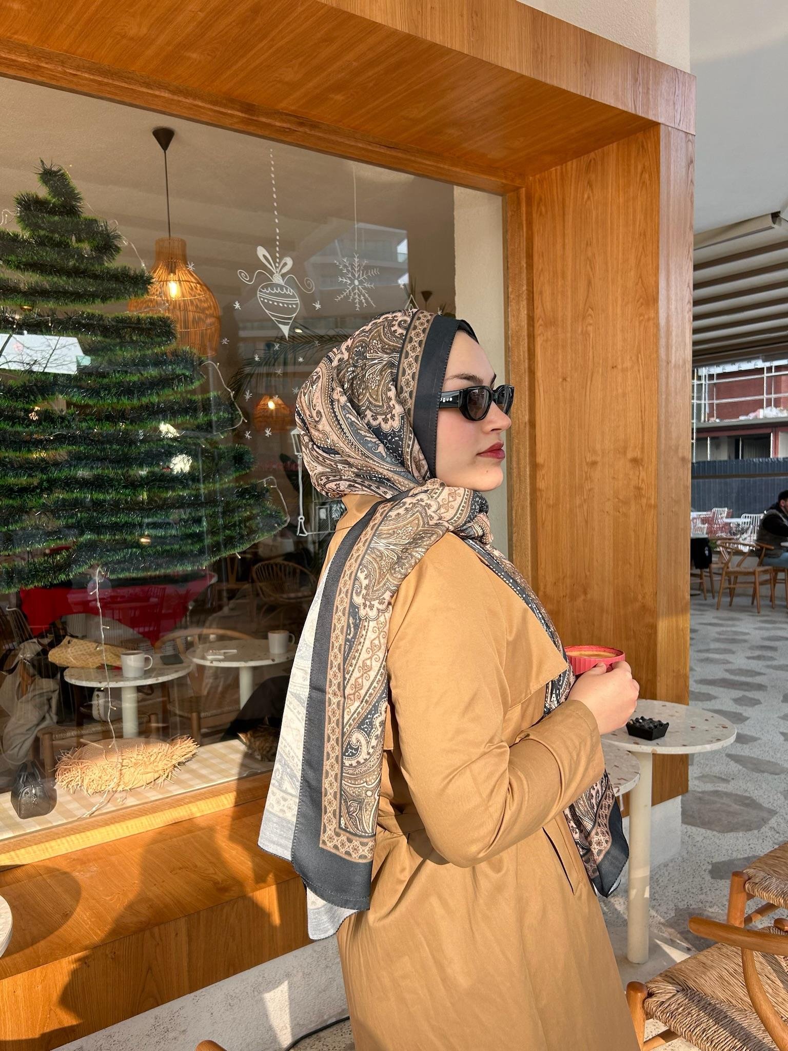 Etnik Desenli Şal LACİVERT