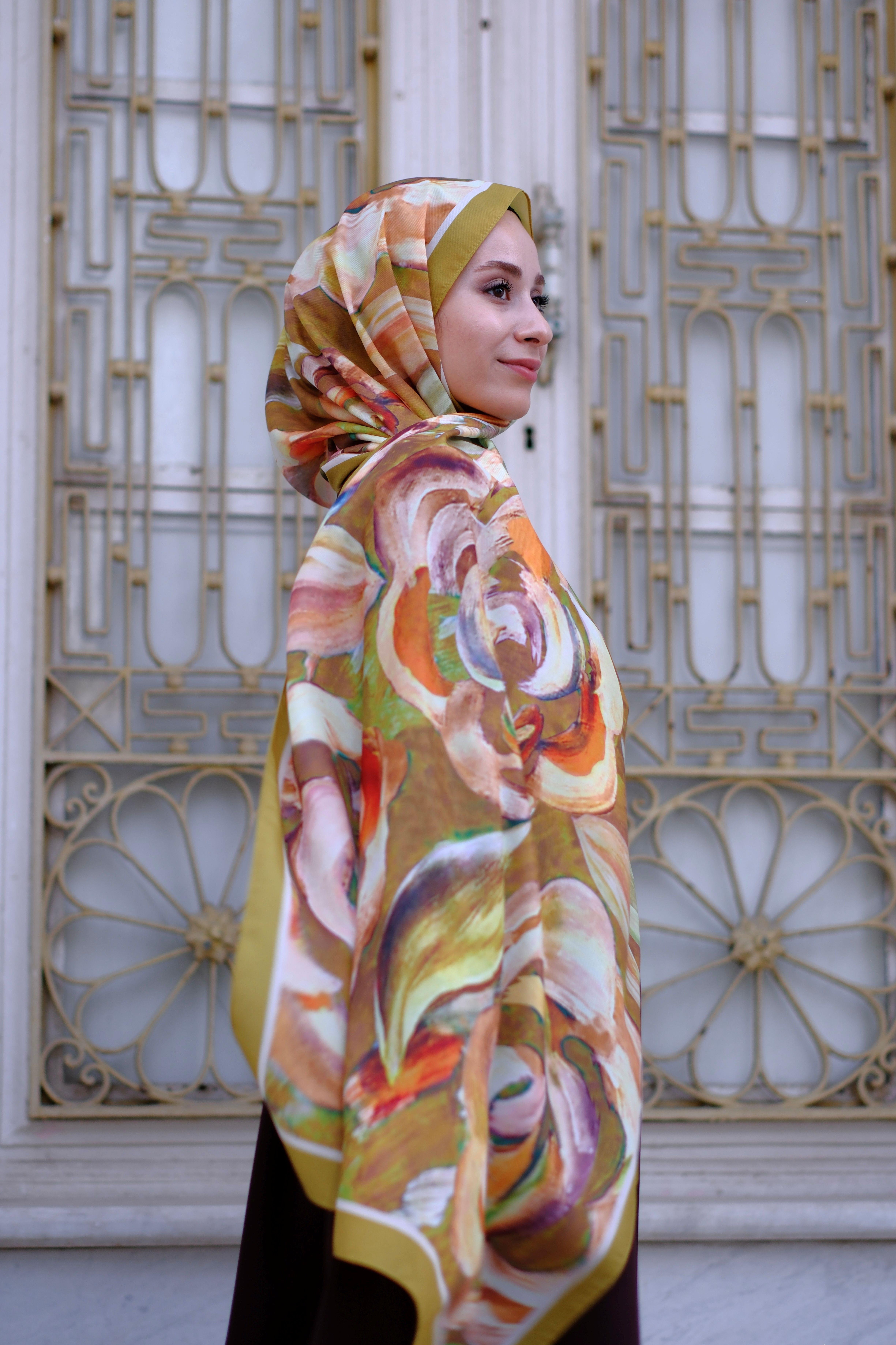 Gül Desenli Şal Yağ Yeşili