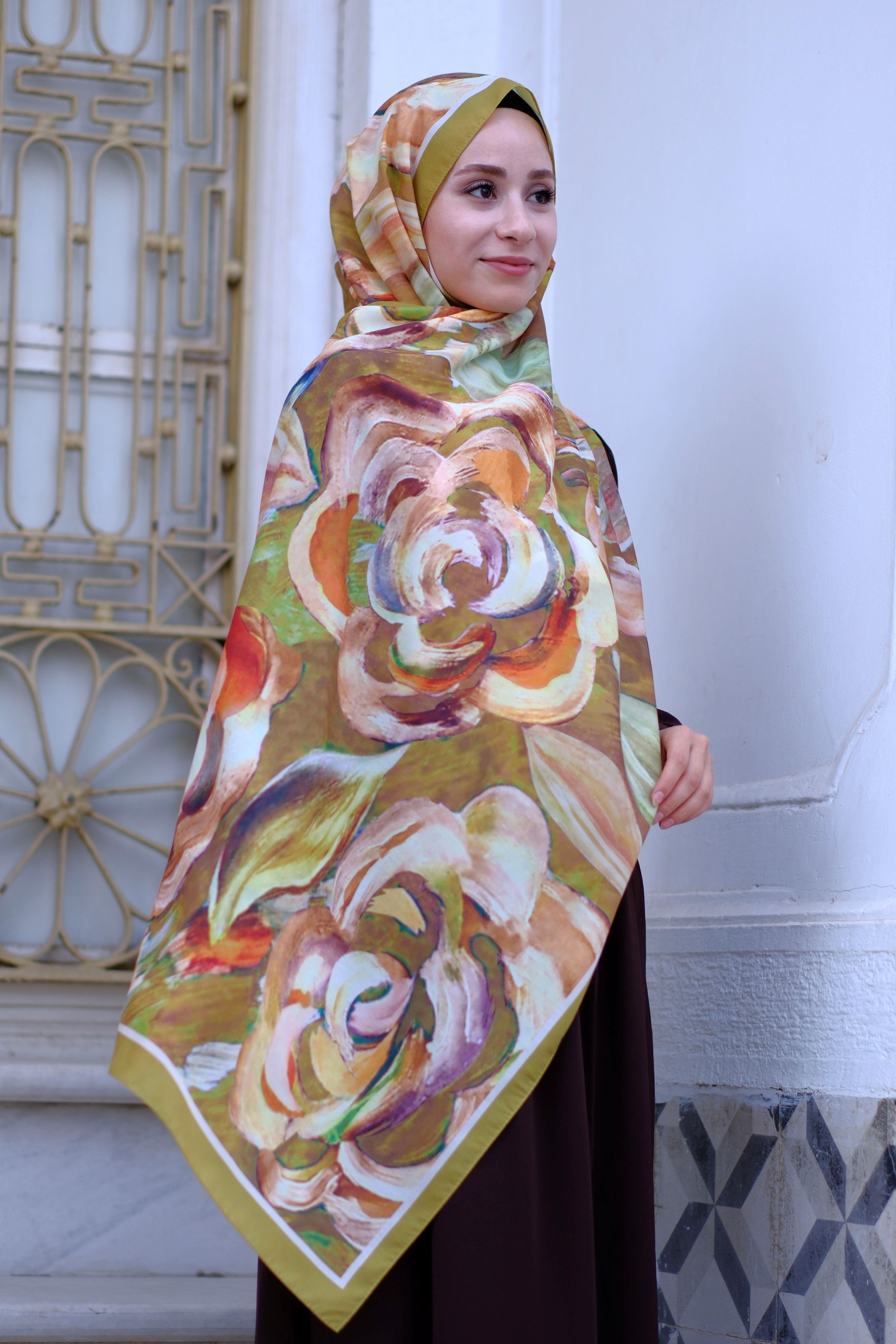 Gül Desenli Şal Yağ Yeşili