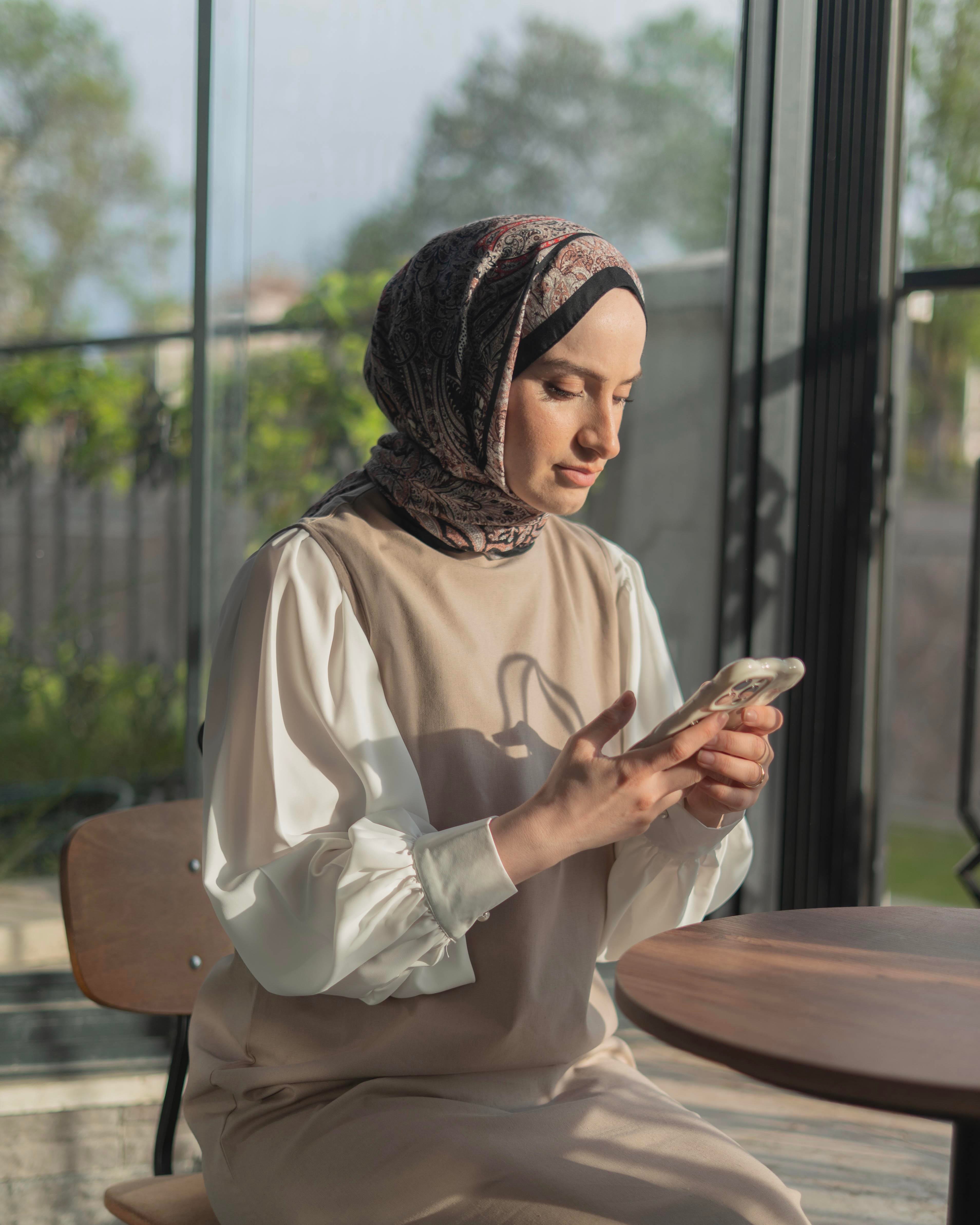 Kolsuz Keten Elbise Bej