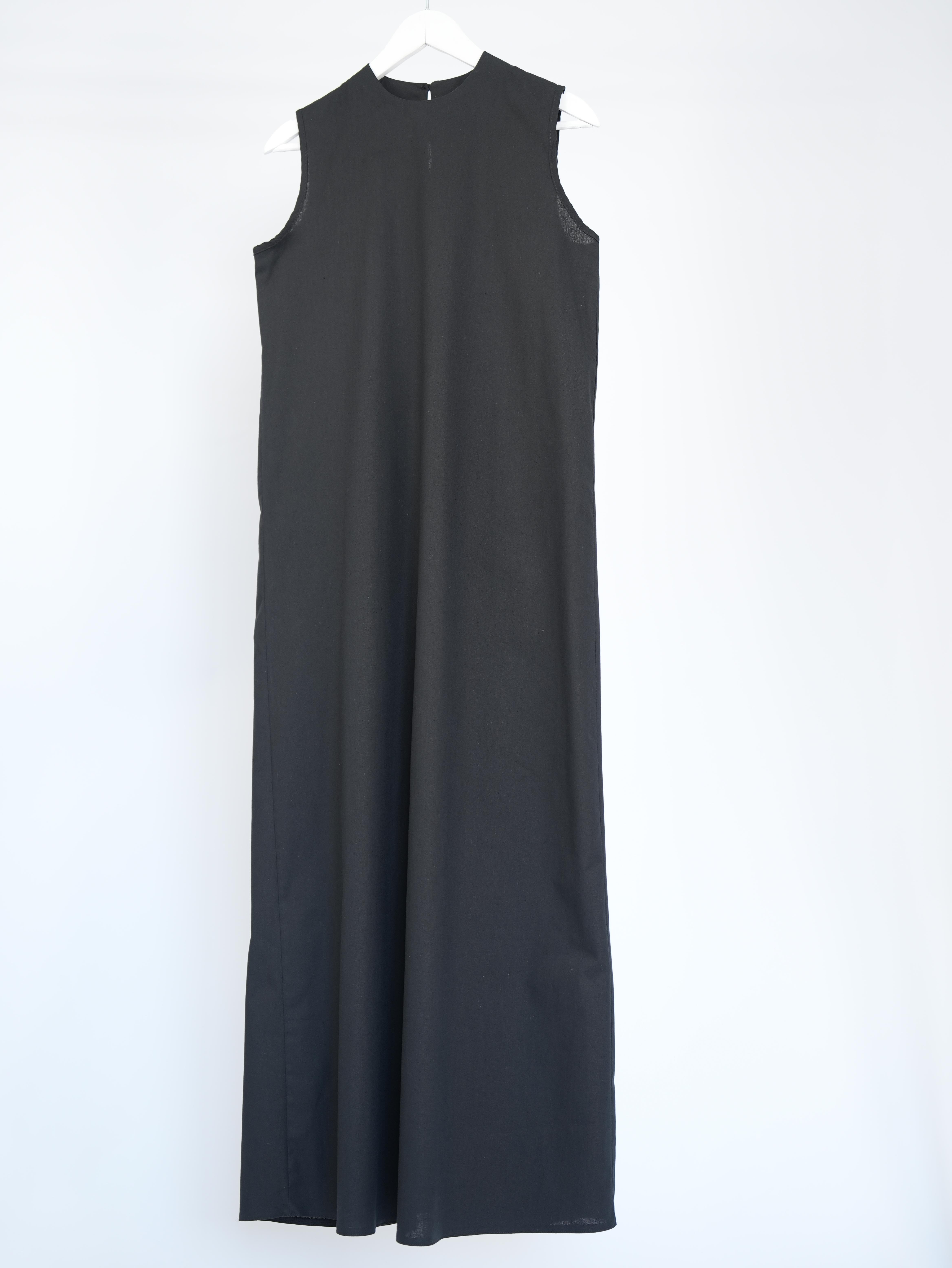 Kolsuz Keten Elbise Siyah