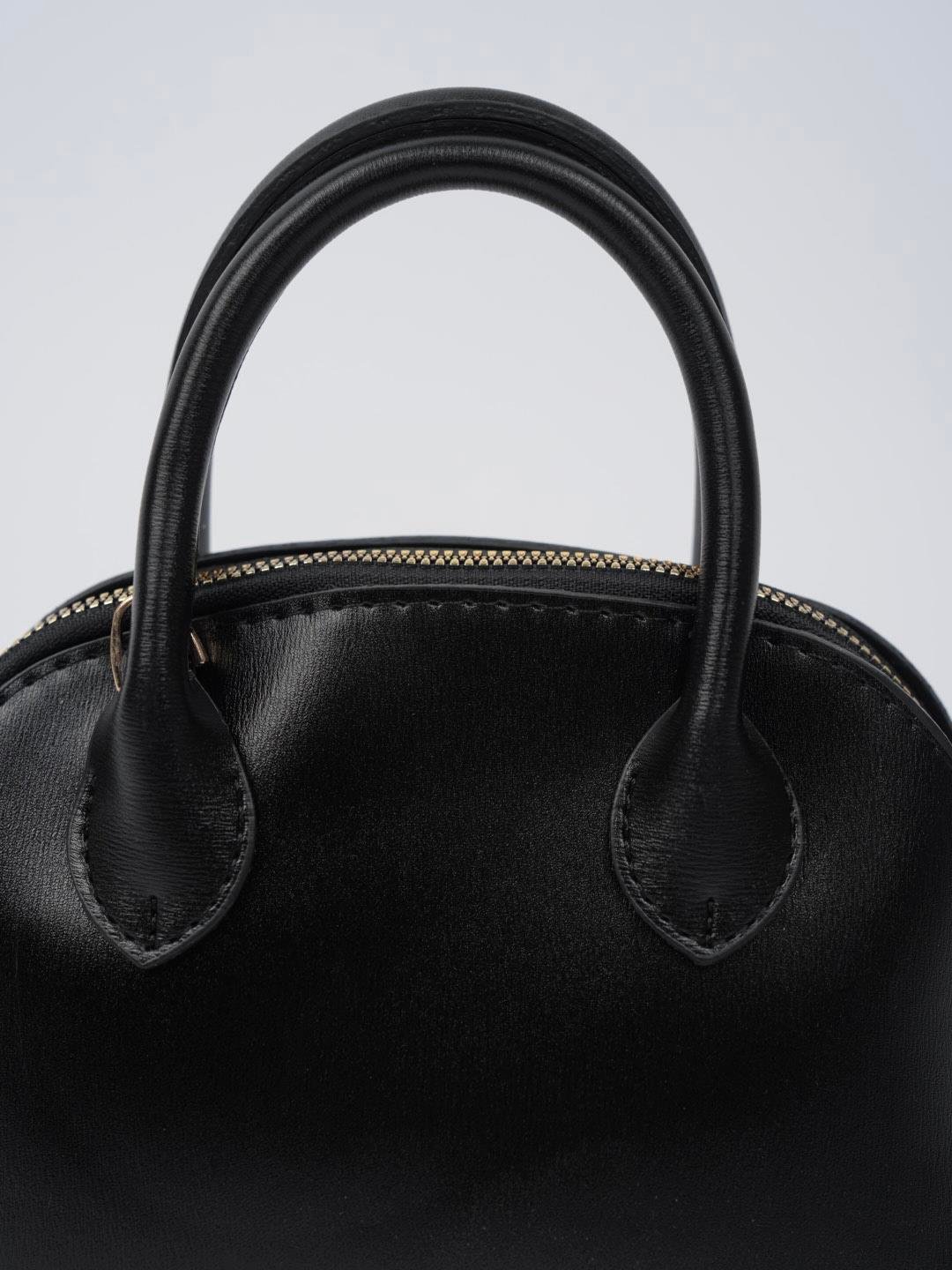 Küçük D Model Çanta Siyah