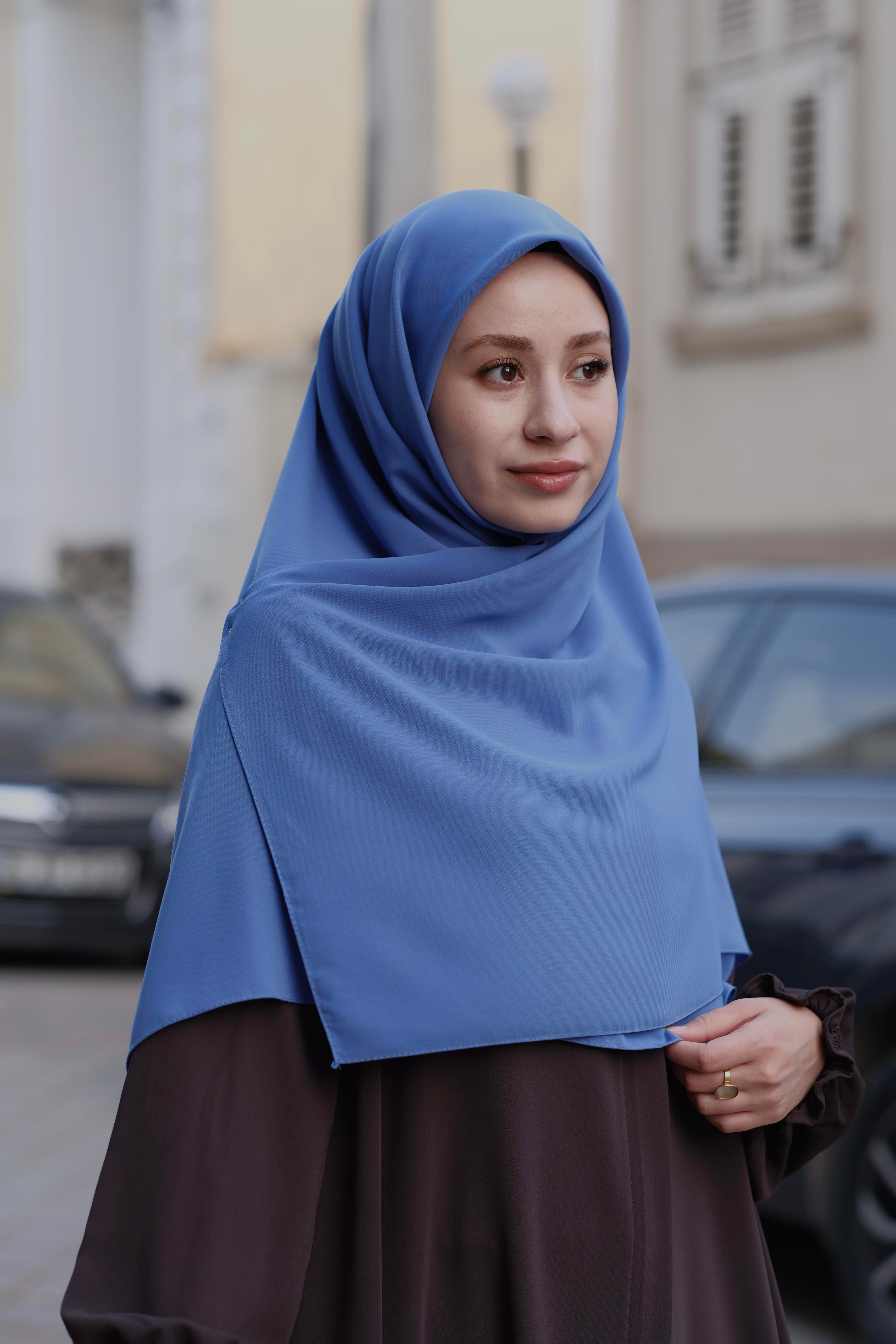 Medine İpeği Eşarp Kot Mavi