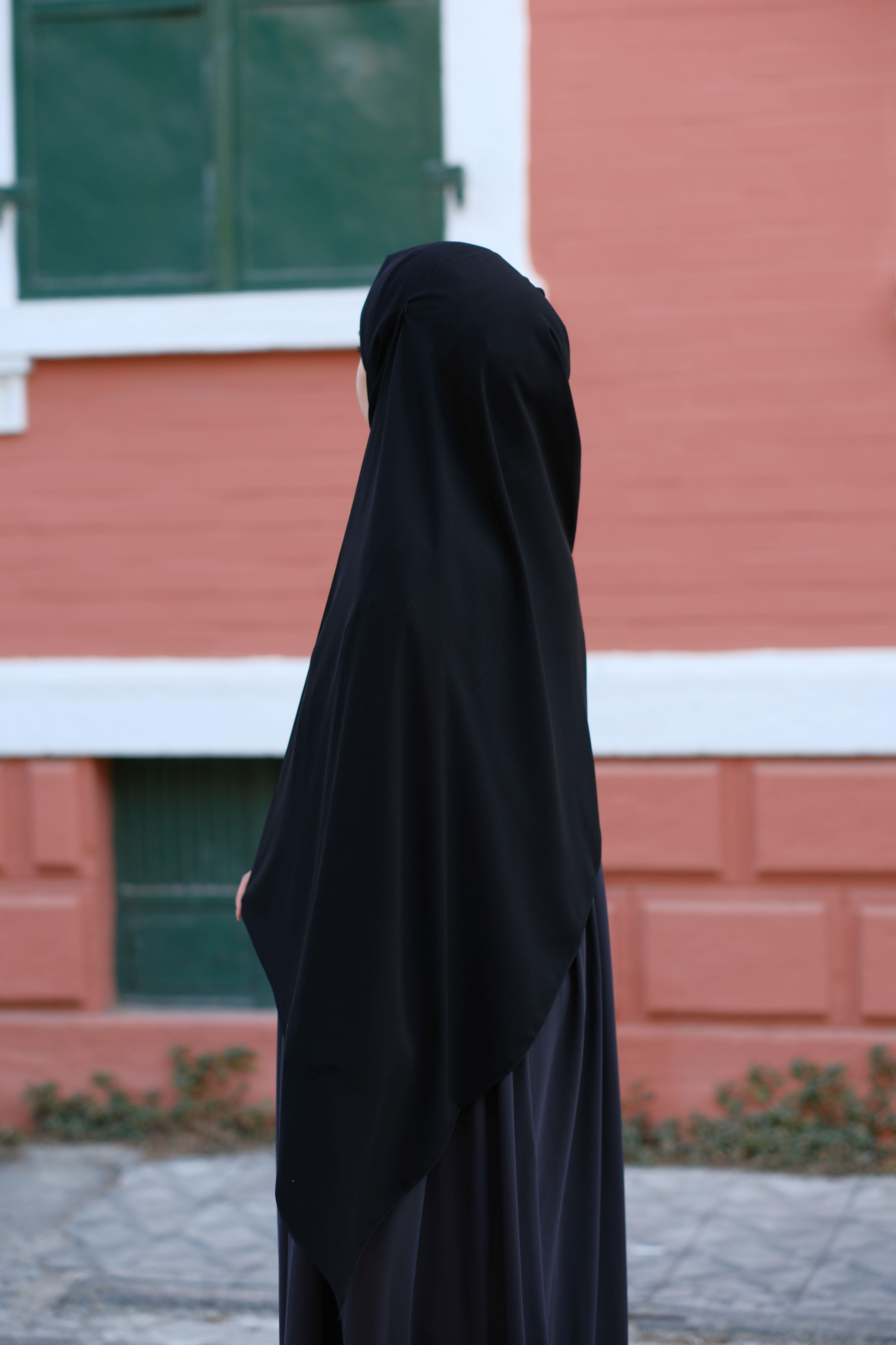 Medine İpeği Şal Siyah