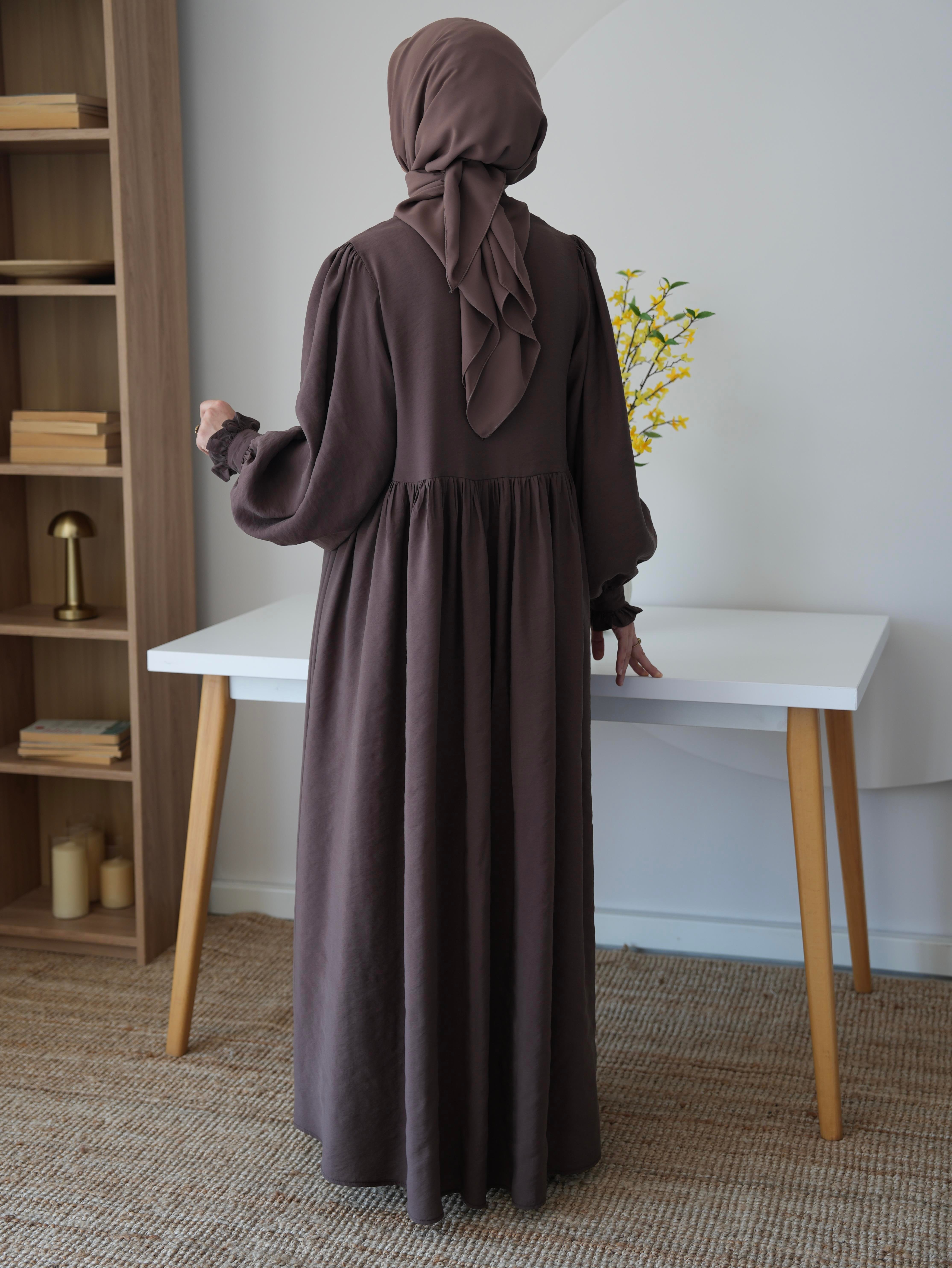 Modal Büzgülü Elbise Kahverengi