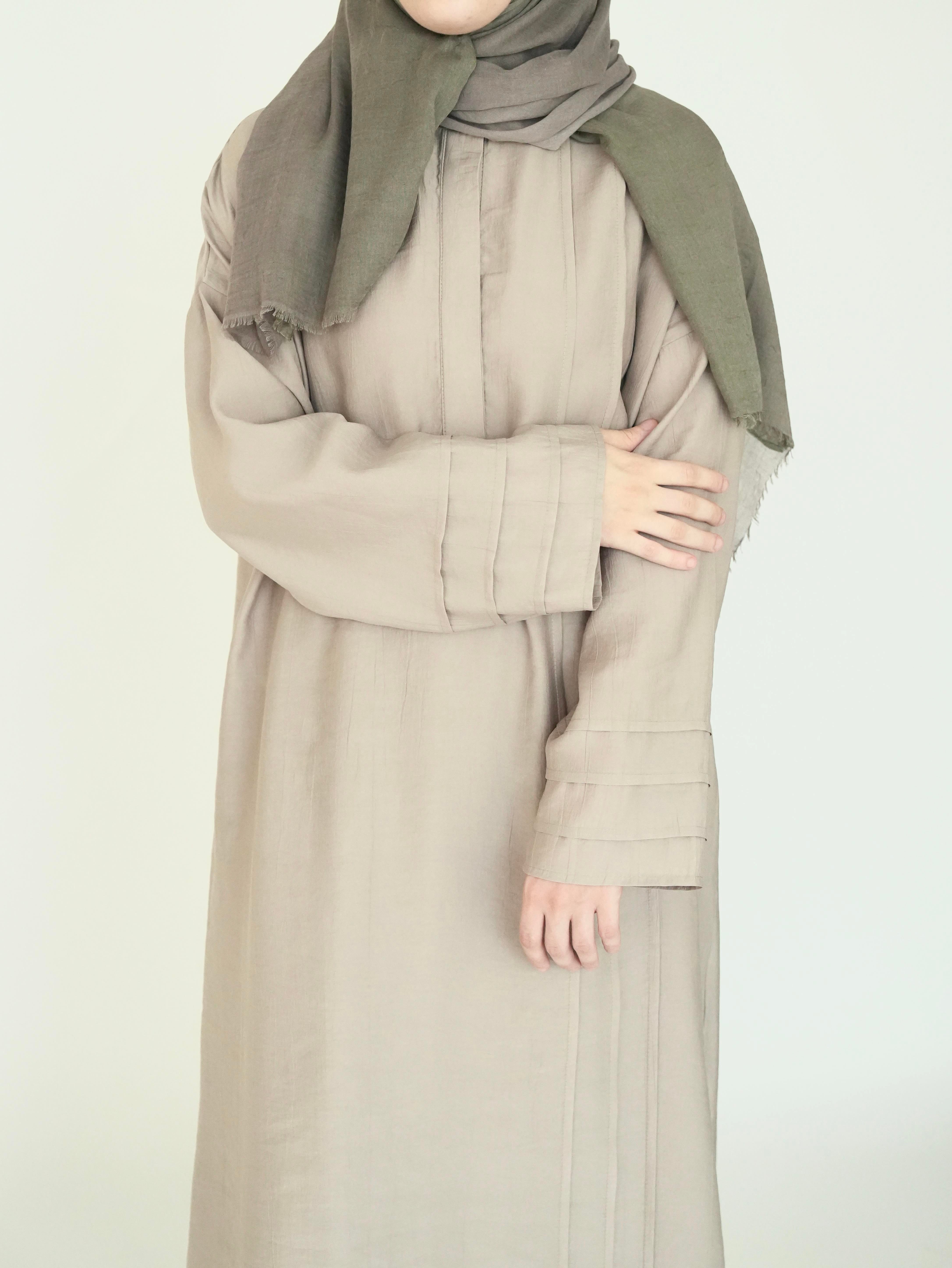 Nisa Nervürlü Elbise Bej