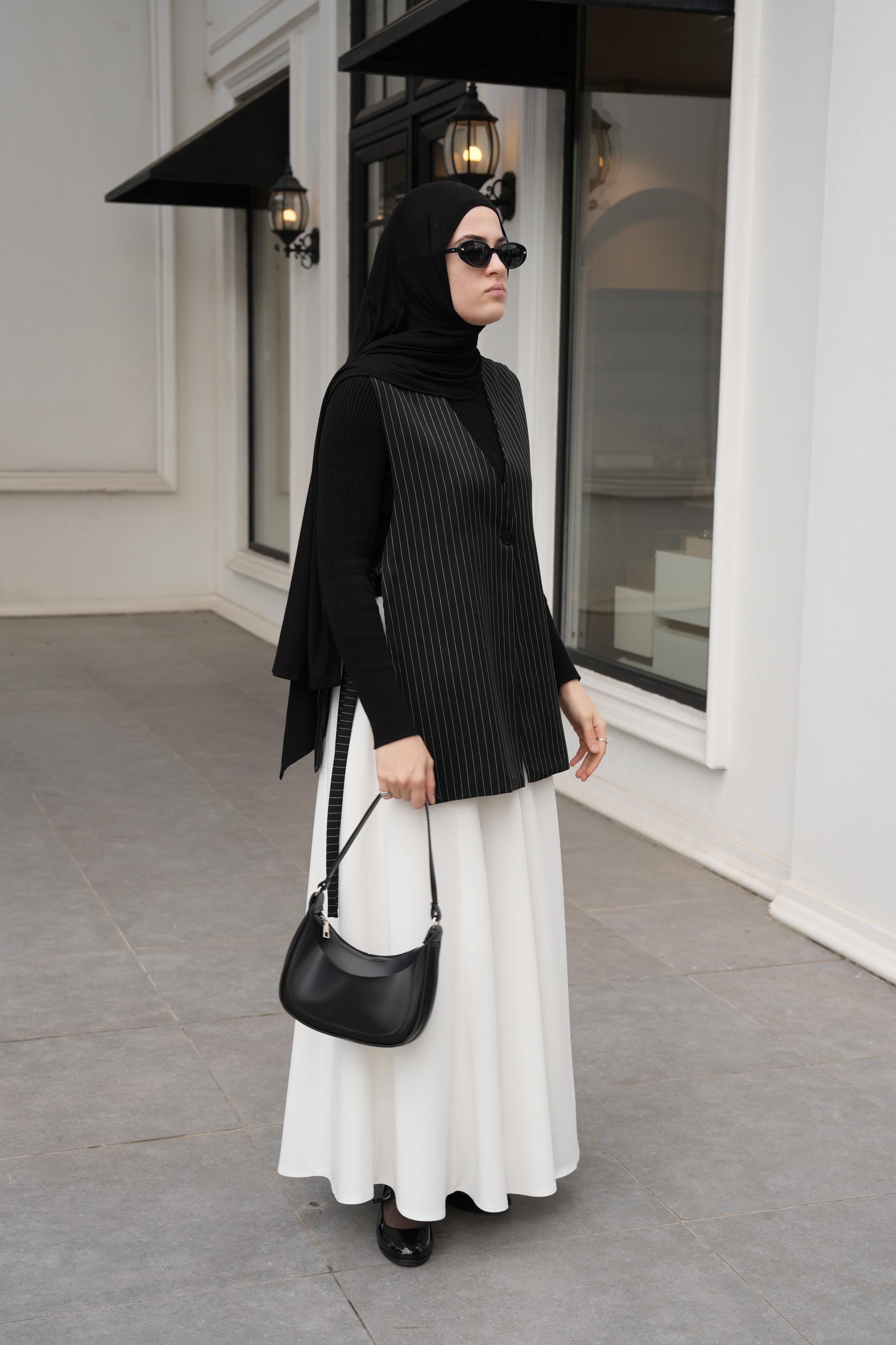 Parçalı Etek Kırık Beyaz