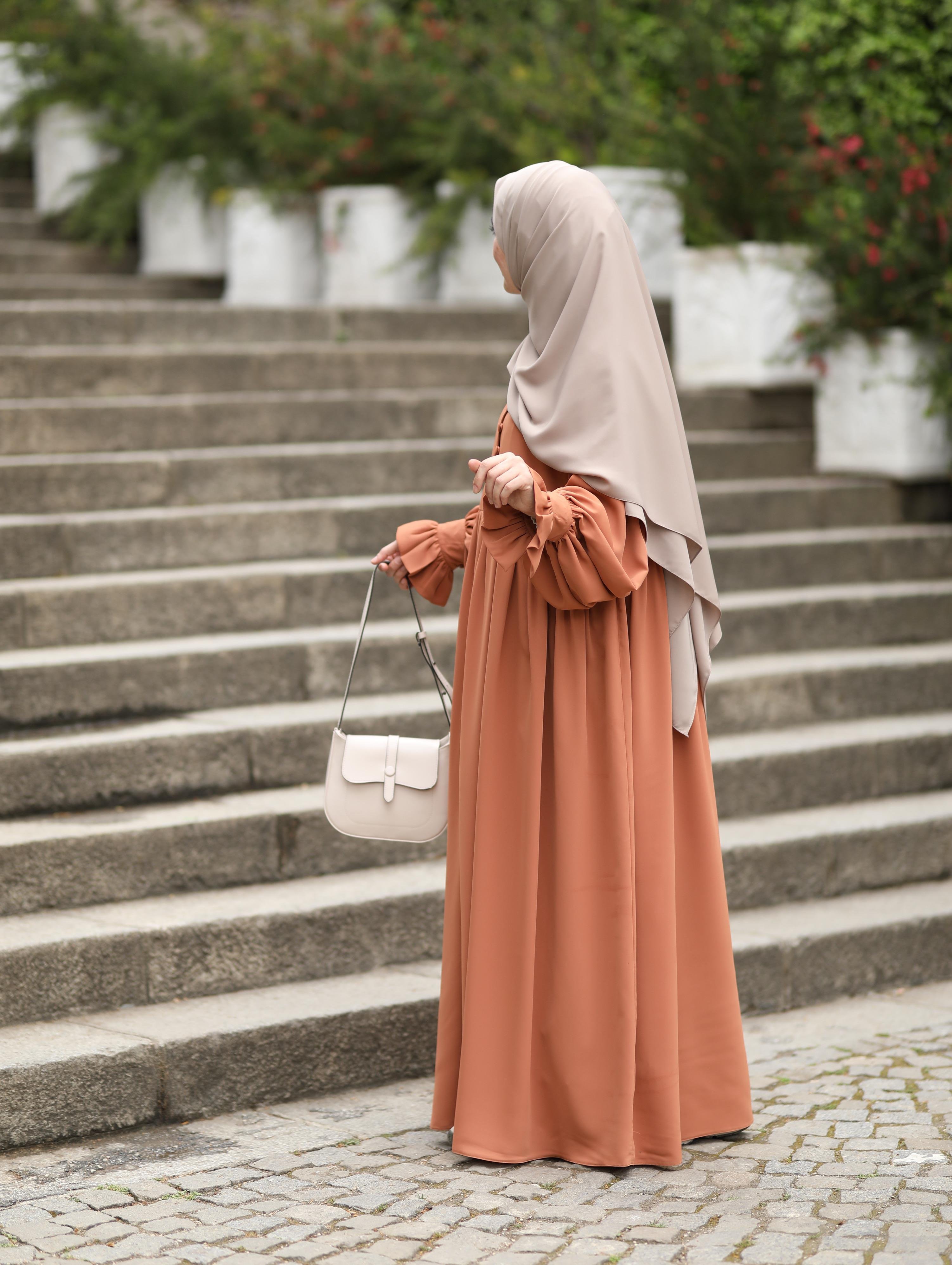 Piraye Elbise Tarçın