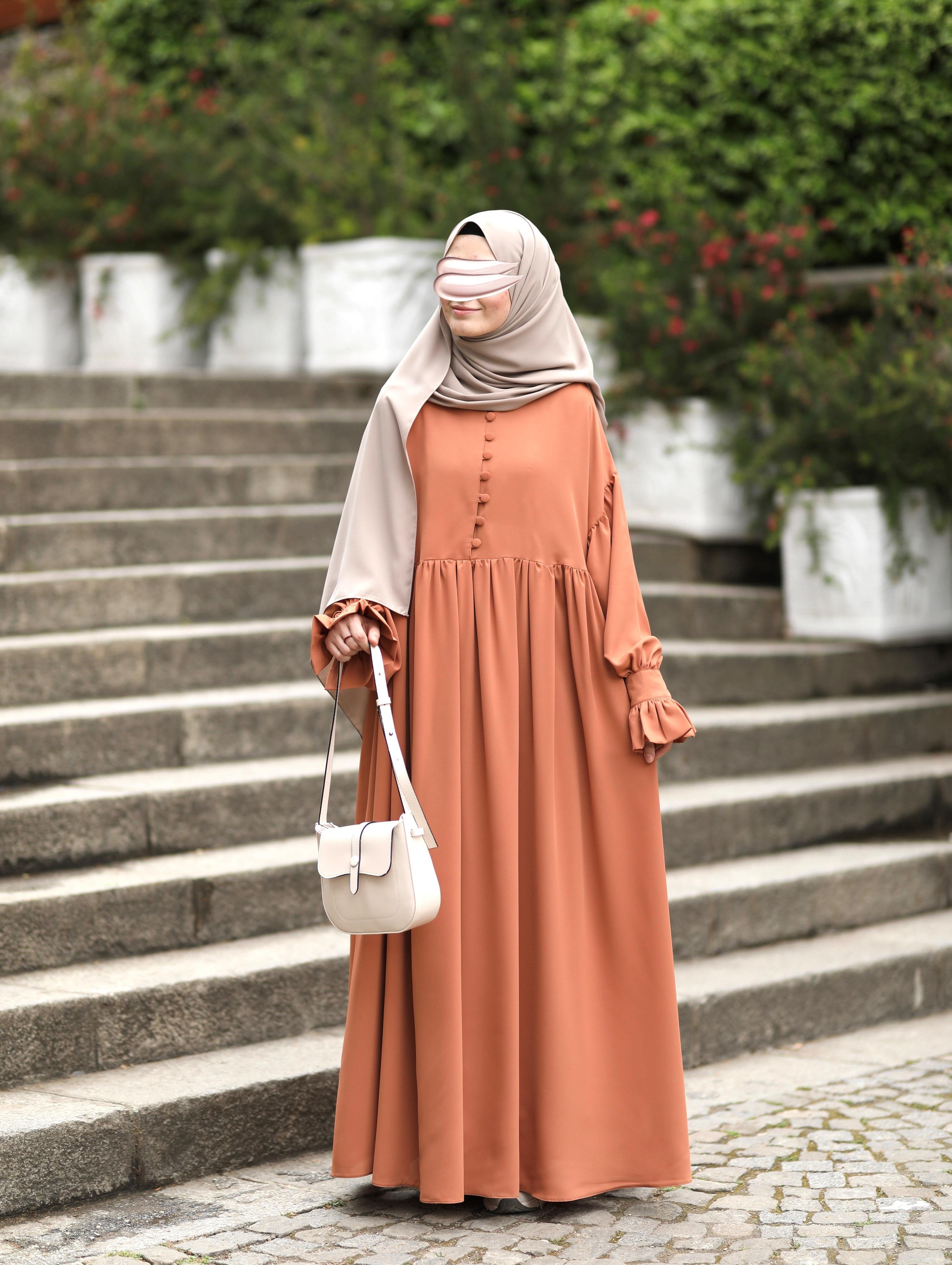 Piraye Elbise Tarçın