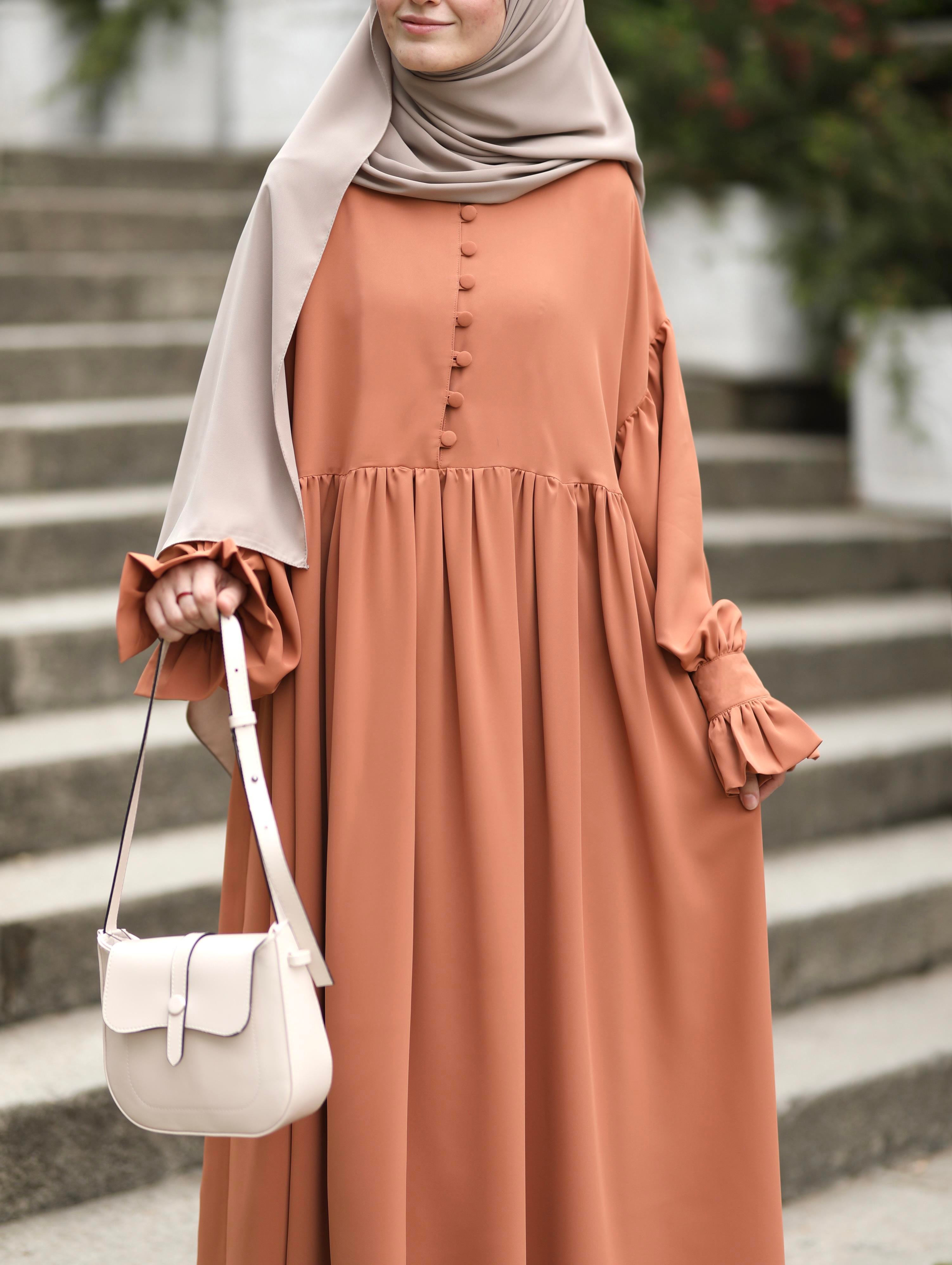 Piraye Elbise Tarçın