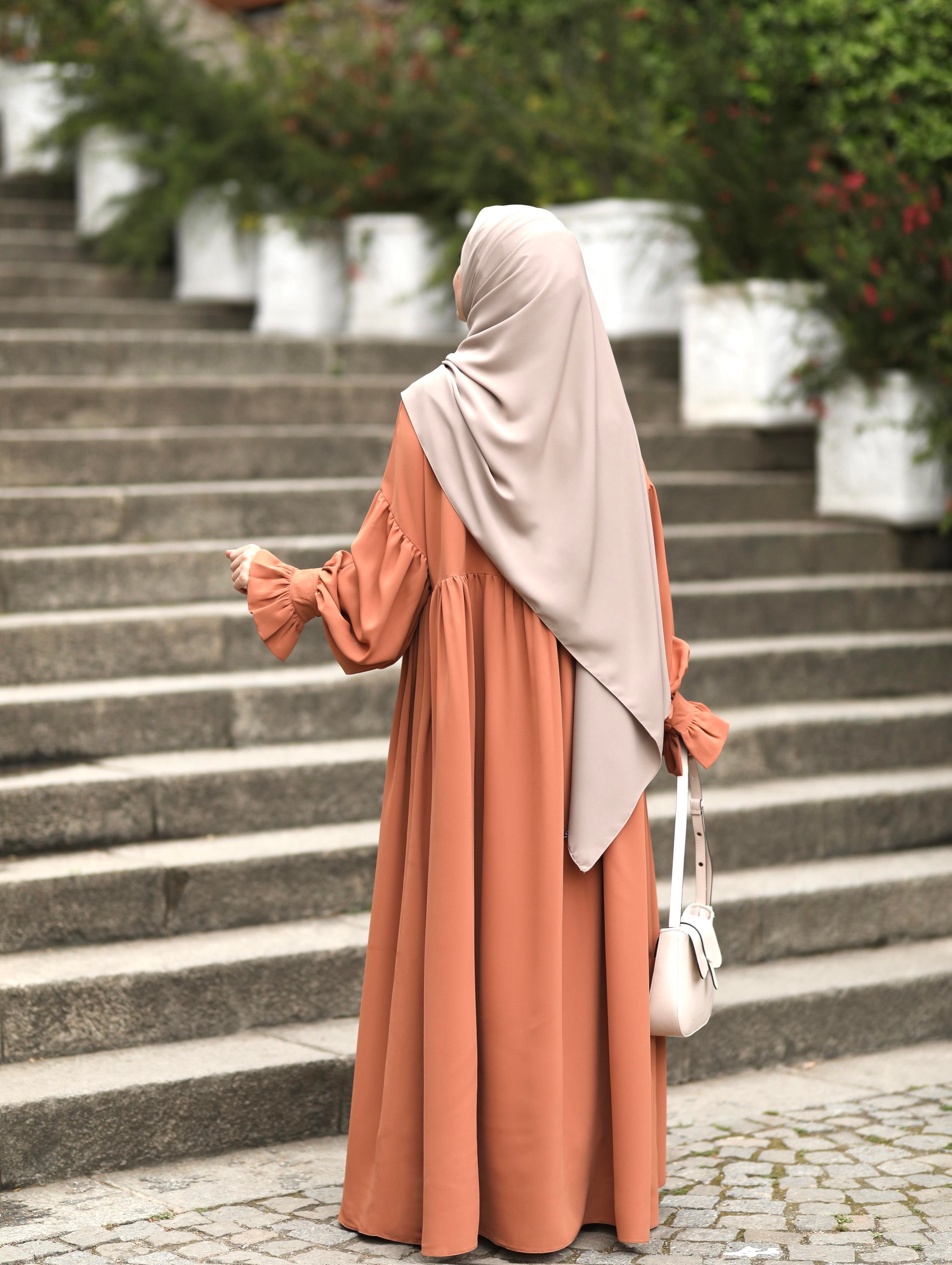 Piraye Elbise Tarçın