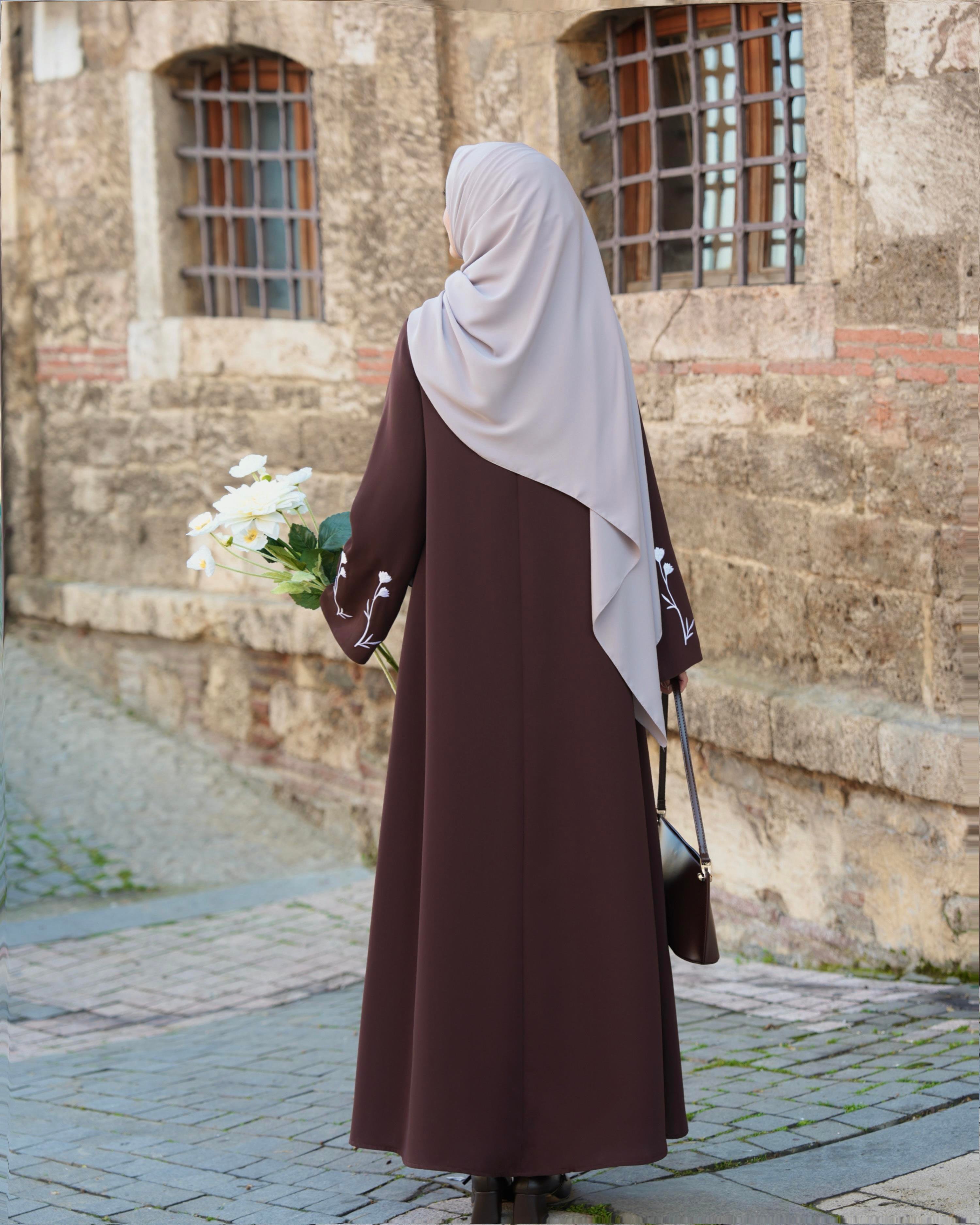 Sare Elbise Acı Kahve