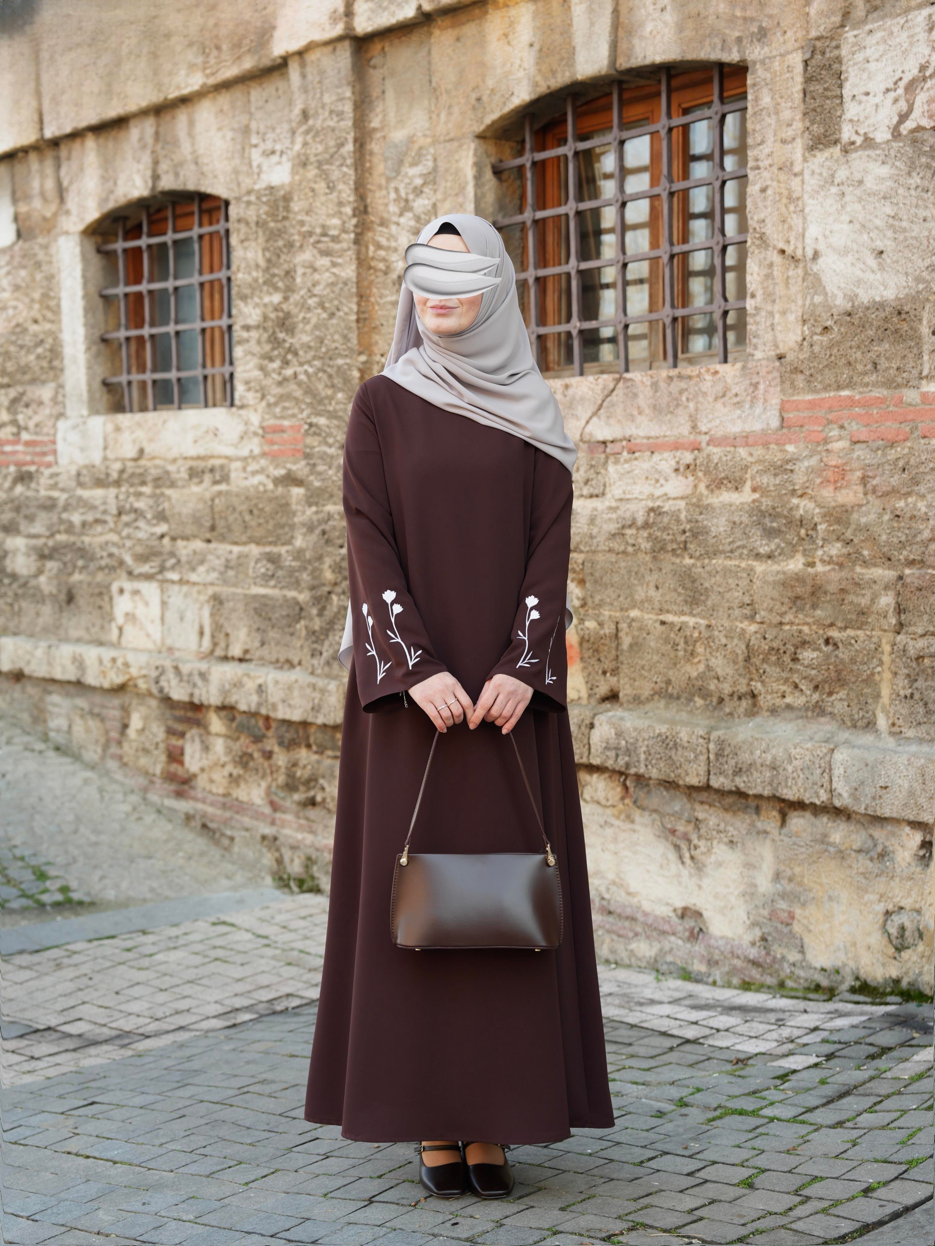 Sare Elbise Acı Kahve