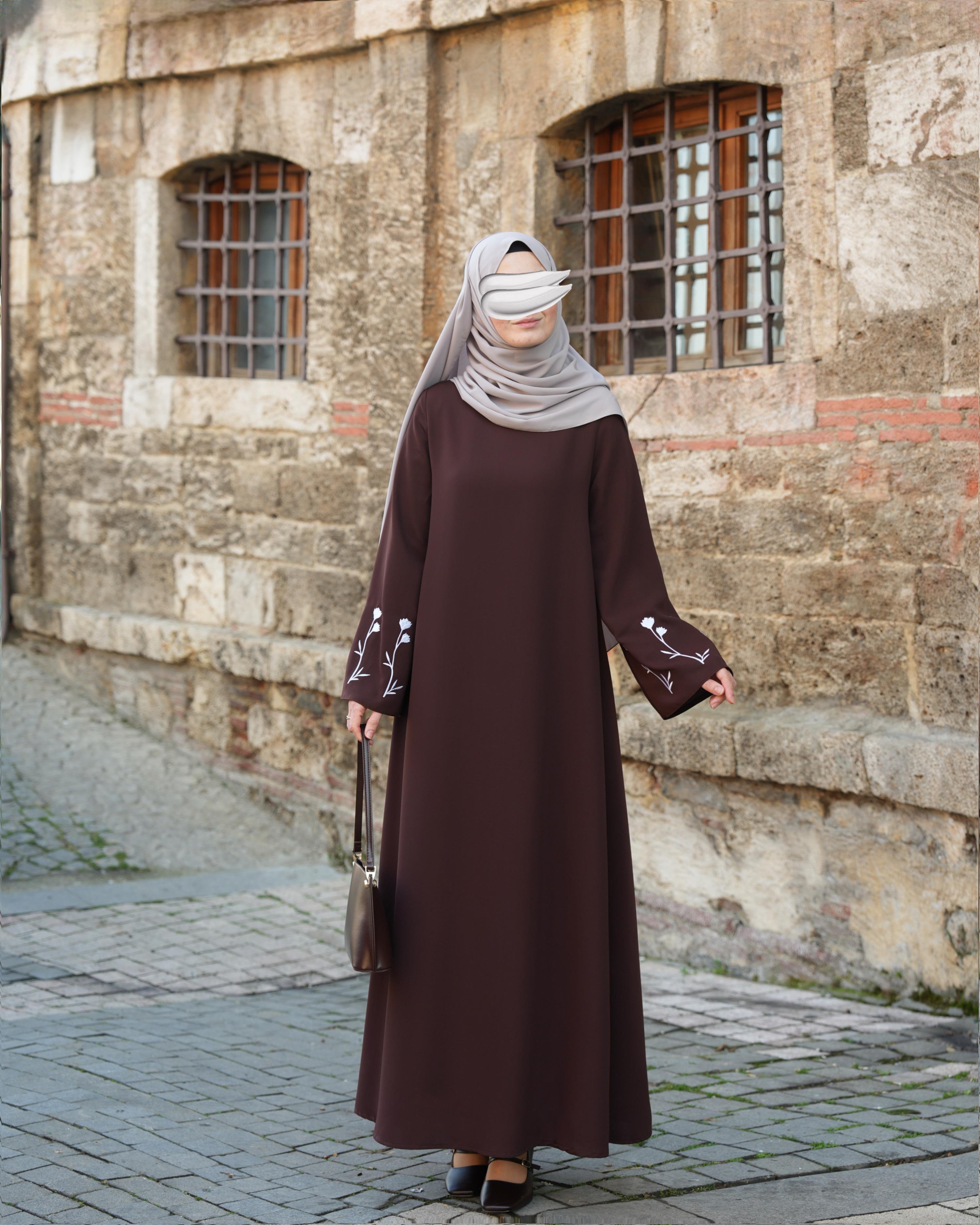 Sare Elbise Acı Kahve