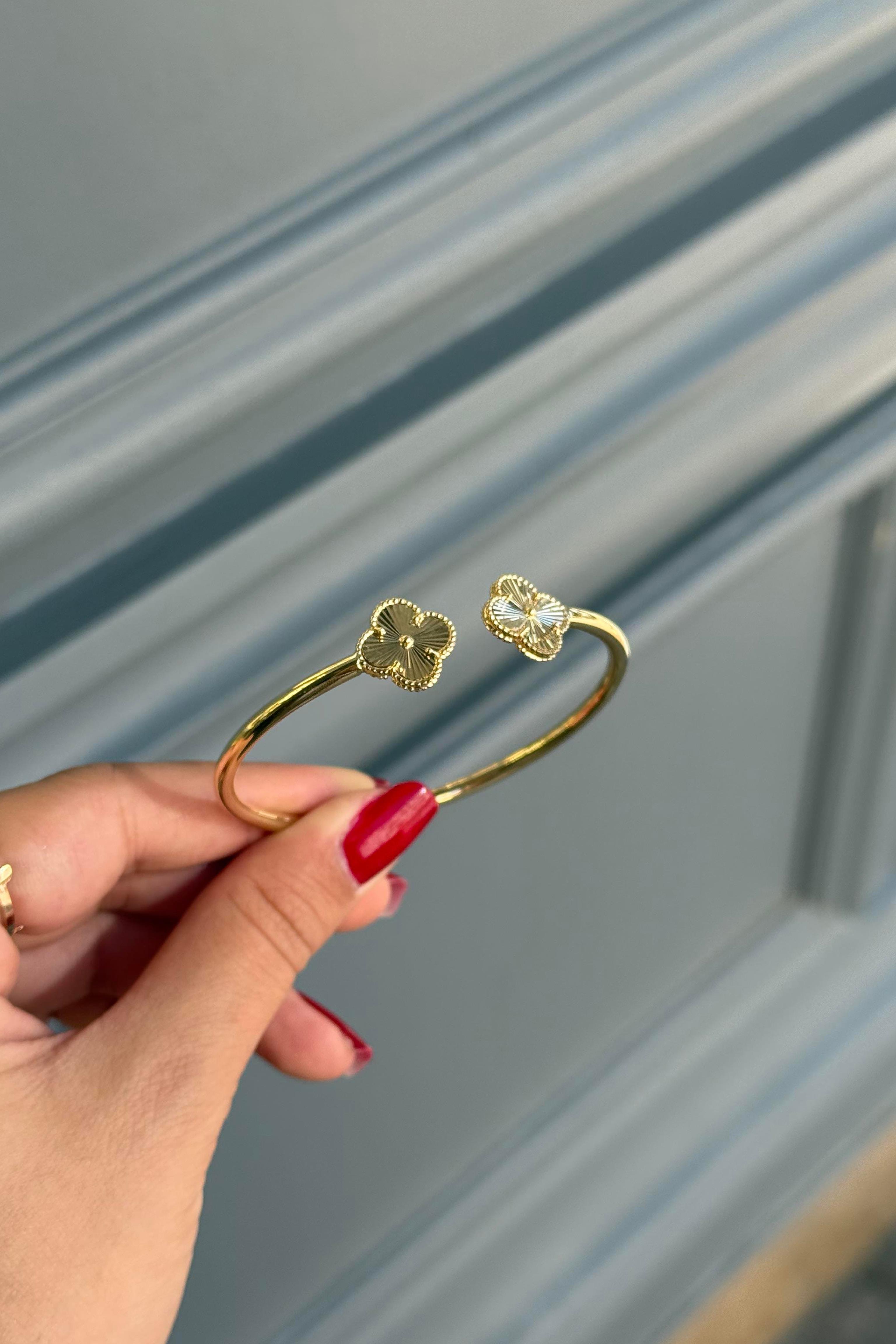 Gold Motif Yonca Kelepçe