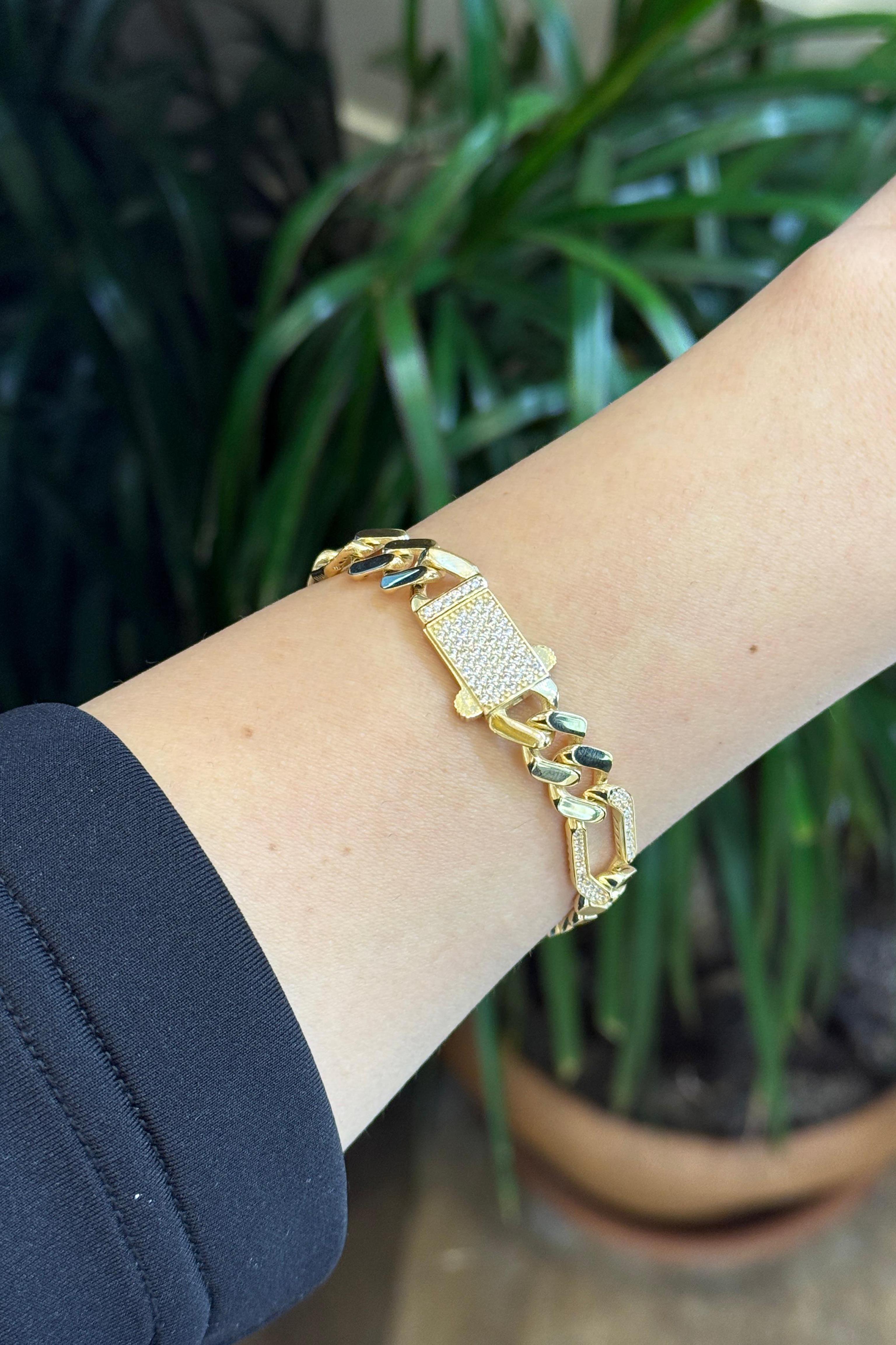 Half Gurmet Bileklik