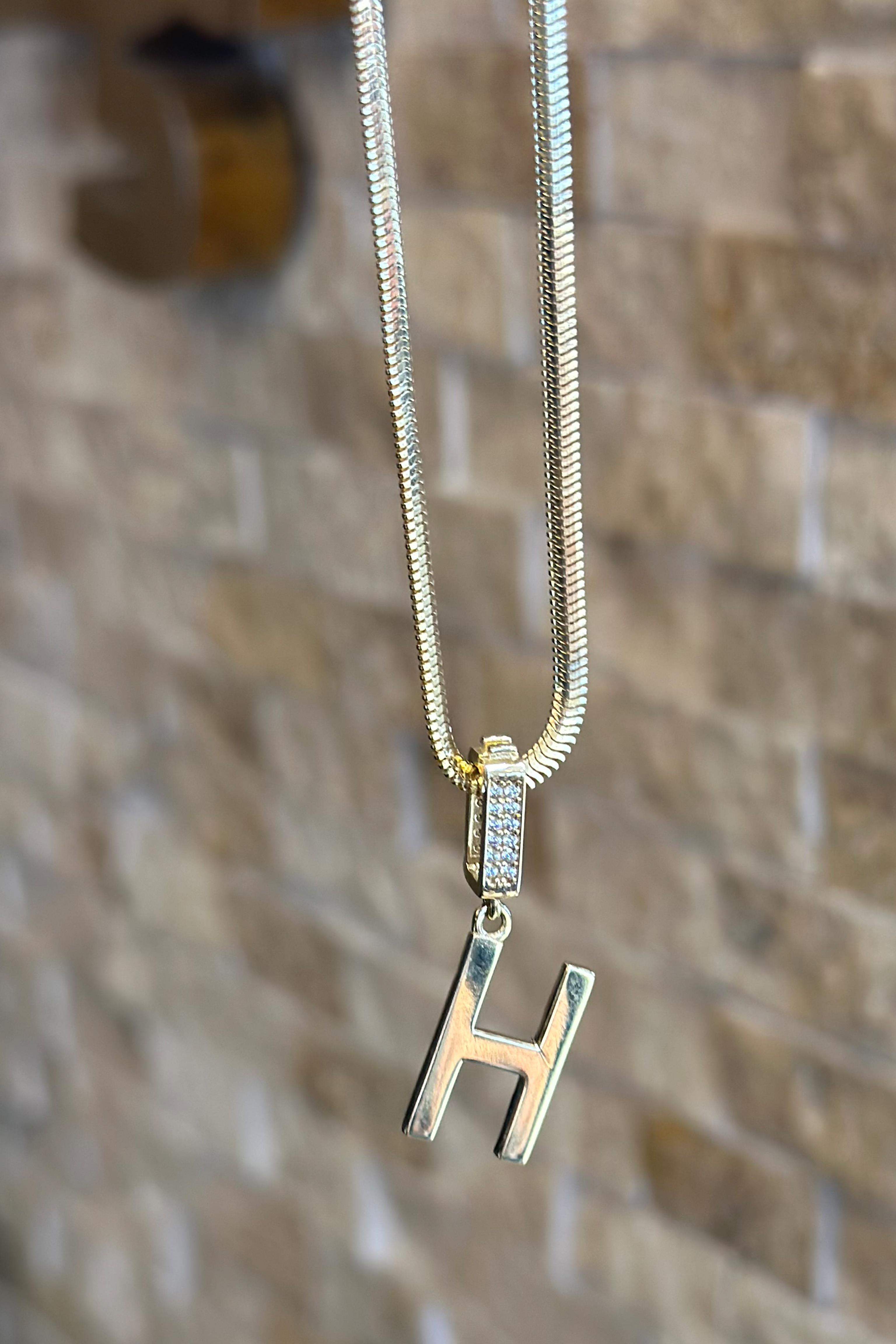 Harf Charm Kolye Ucu