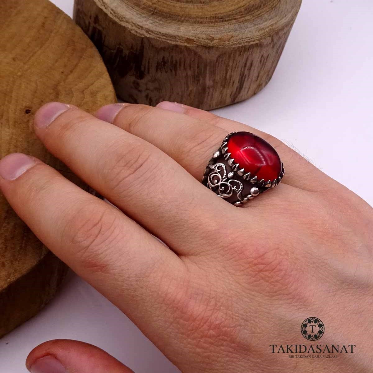 Kubbeli Oval Kesim Ateş Kehribar Kırmızısı Taşlı Gümüş Yüzük