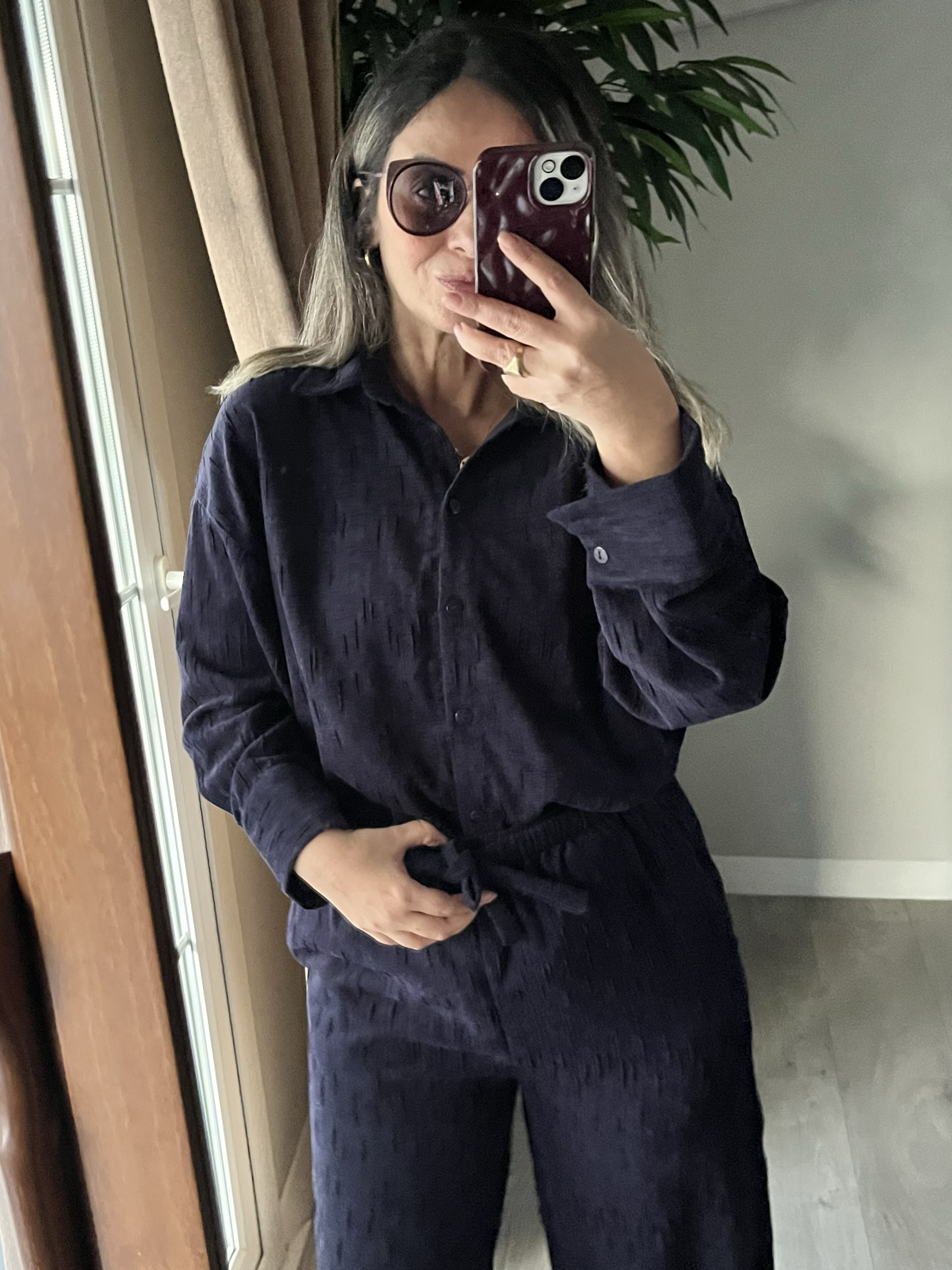 Gömlekli Beli Lastikli Pantolonlu Lacivert Kadife Takım