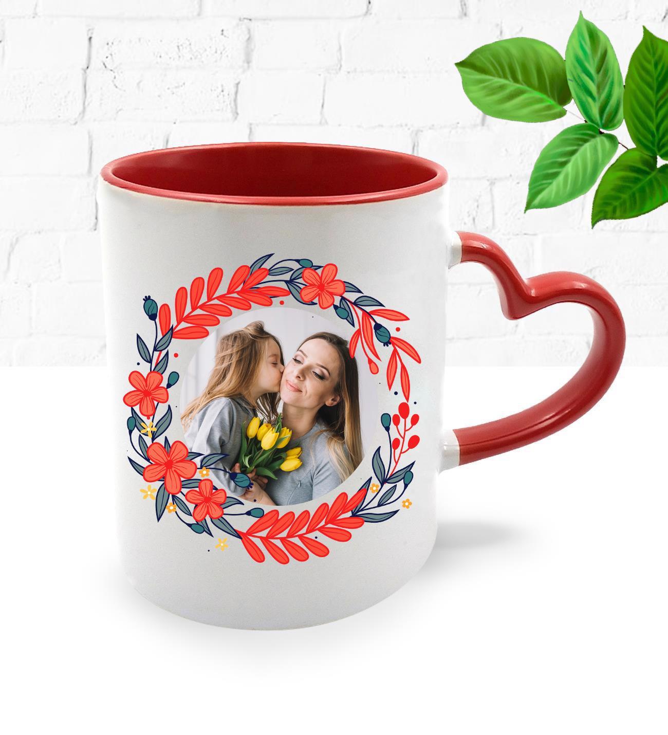 Anneler Gününe Özel Kişiye Özel Fotoğraflı Kupa & Gümüş Kaplama Mikail Melek Kolye & 2 Adet Kalp Çikolata Hediye Seti