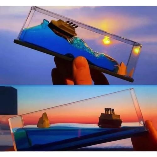 Batmayan Gemi Figür Titanik Aşk Gemisi Biblo