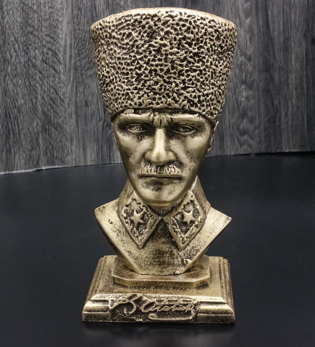 Dekoratif Gold Renk Polyester Mustafa Kemal Atatürk Büst Biblo Heykel Büyük Boy 21x11x9cm