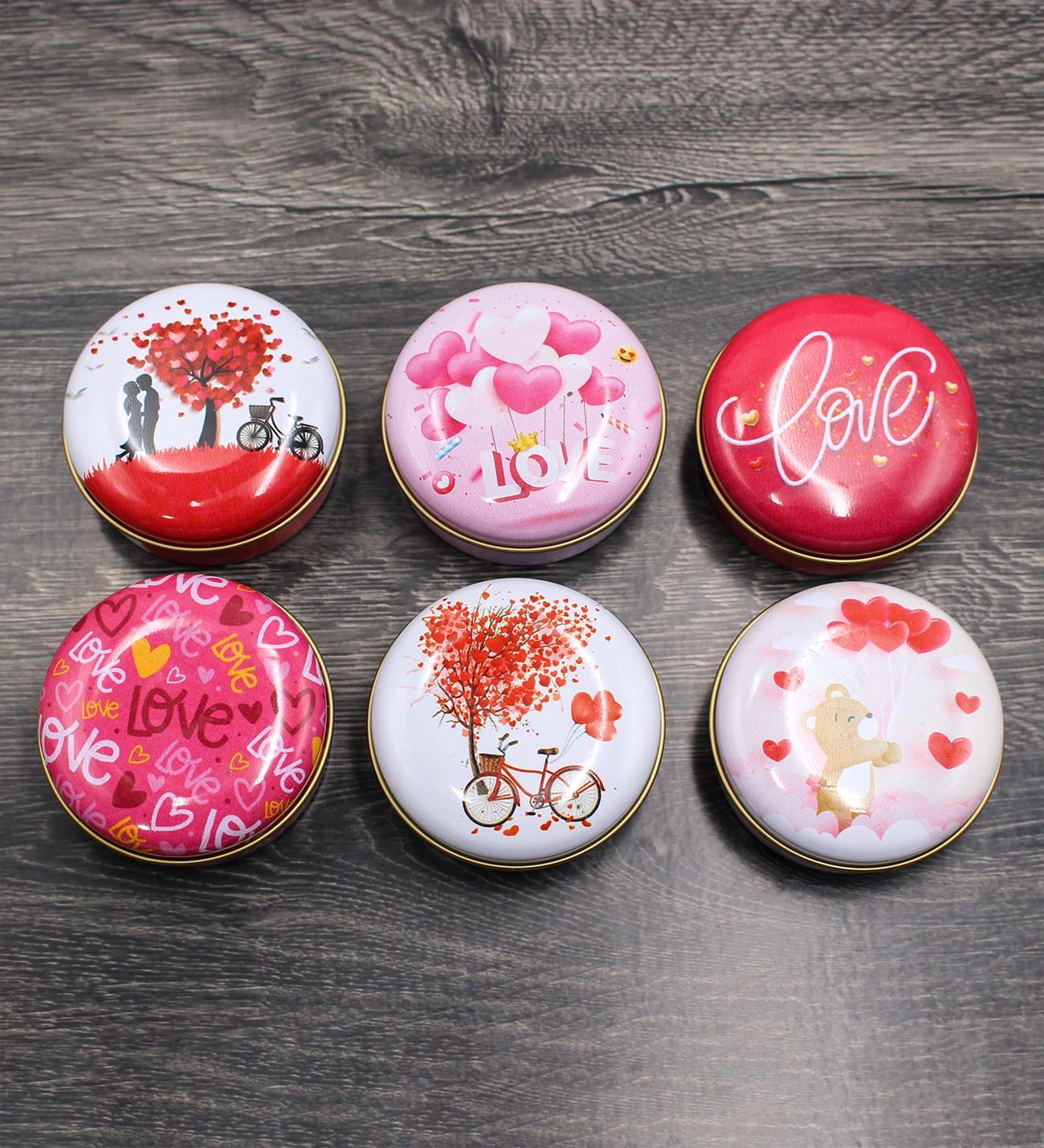 İstiridye İçinde İnci Kolye & Flamingo Mini Kar Küresi & Metal Mum & 3'lü Lavi & 2'li Mesh Stick Çay & Mocha Hediye Seti