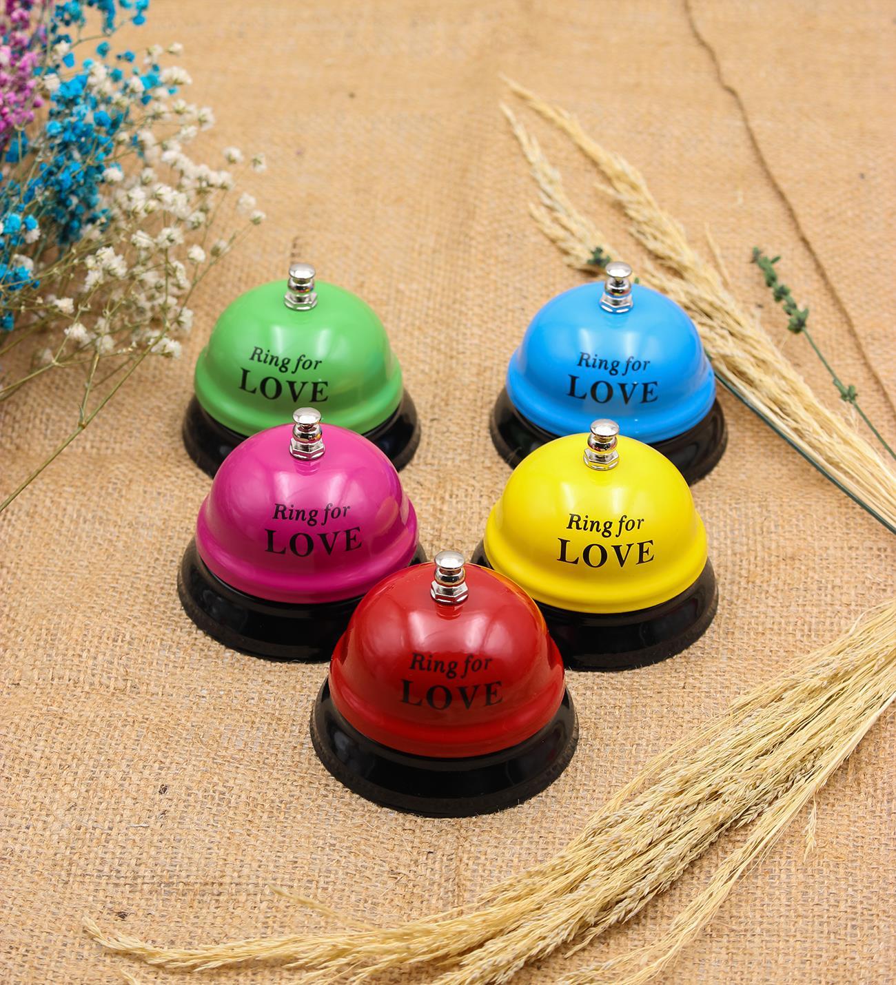 Kişiye Özel Beyaz Defter & Roller Kalem & Masa Zili & Yeşil Kuş Kupa & Gofrik Hediye Seti